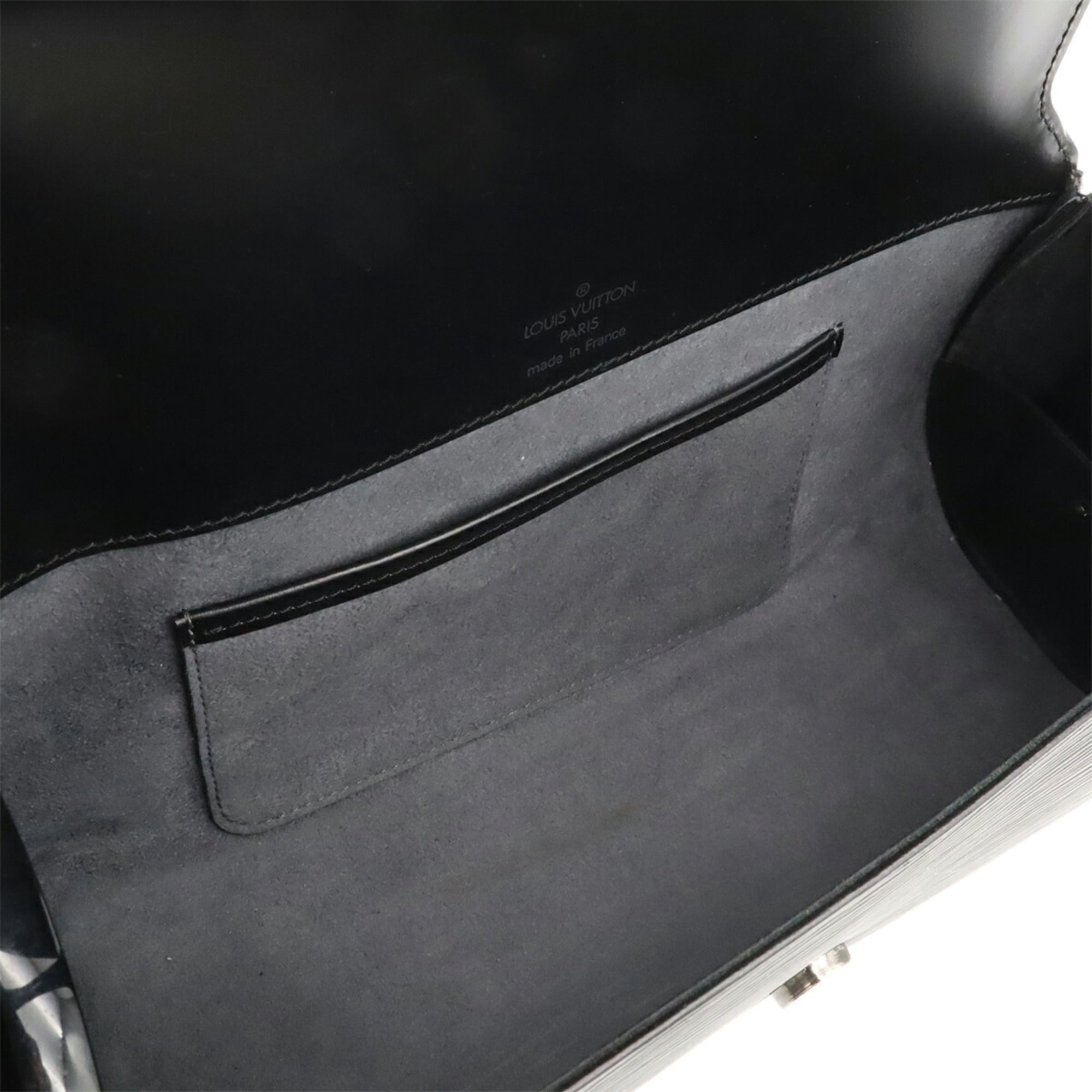 Louis Vuitton Black Noir Epi Leather Shoulder Bag (Pre-Owned)