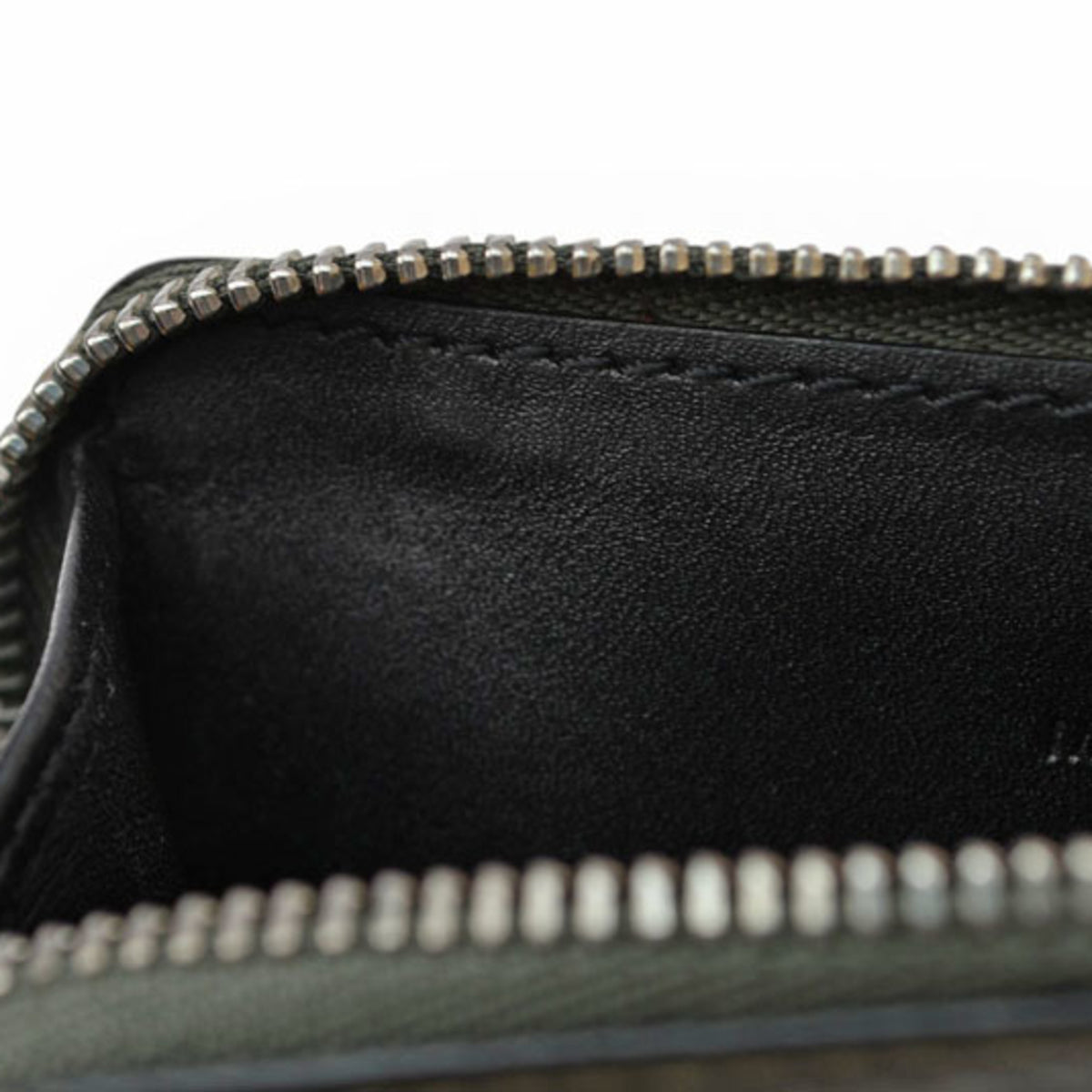 Loewe Khaki Brown Leather Coin Purse/Coin Case (Pre-Owned)