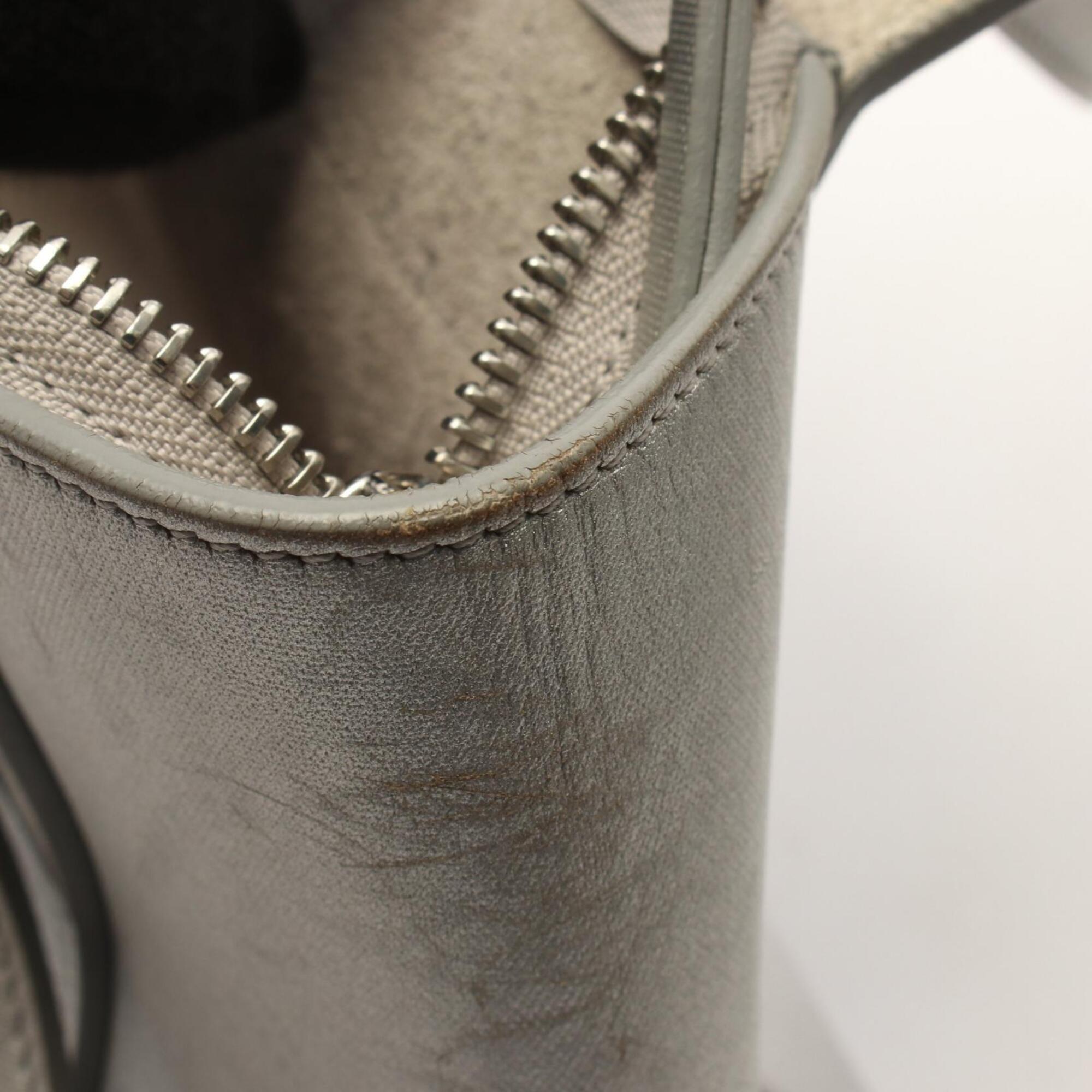 Celine Silver Leather Handbag (Pre-Owned)