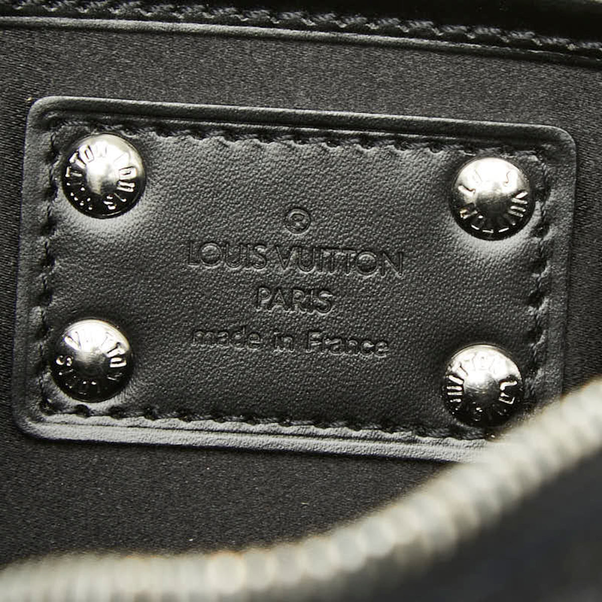 Louis Vuitton Black Satin Leather Handbag Pochette Shoulder Bag (Pre-Owned)