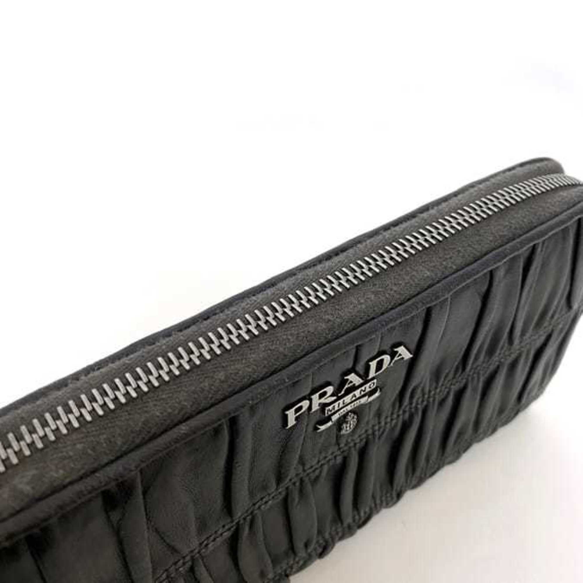 Prada Black Leather Long Wallet (Bi-Fold) (Pre-Owned)