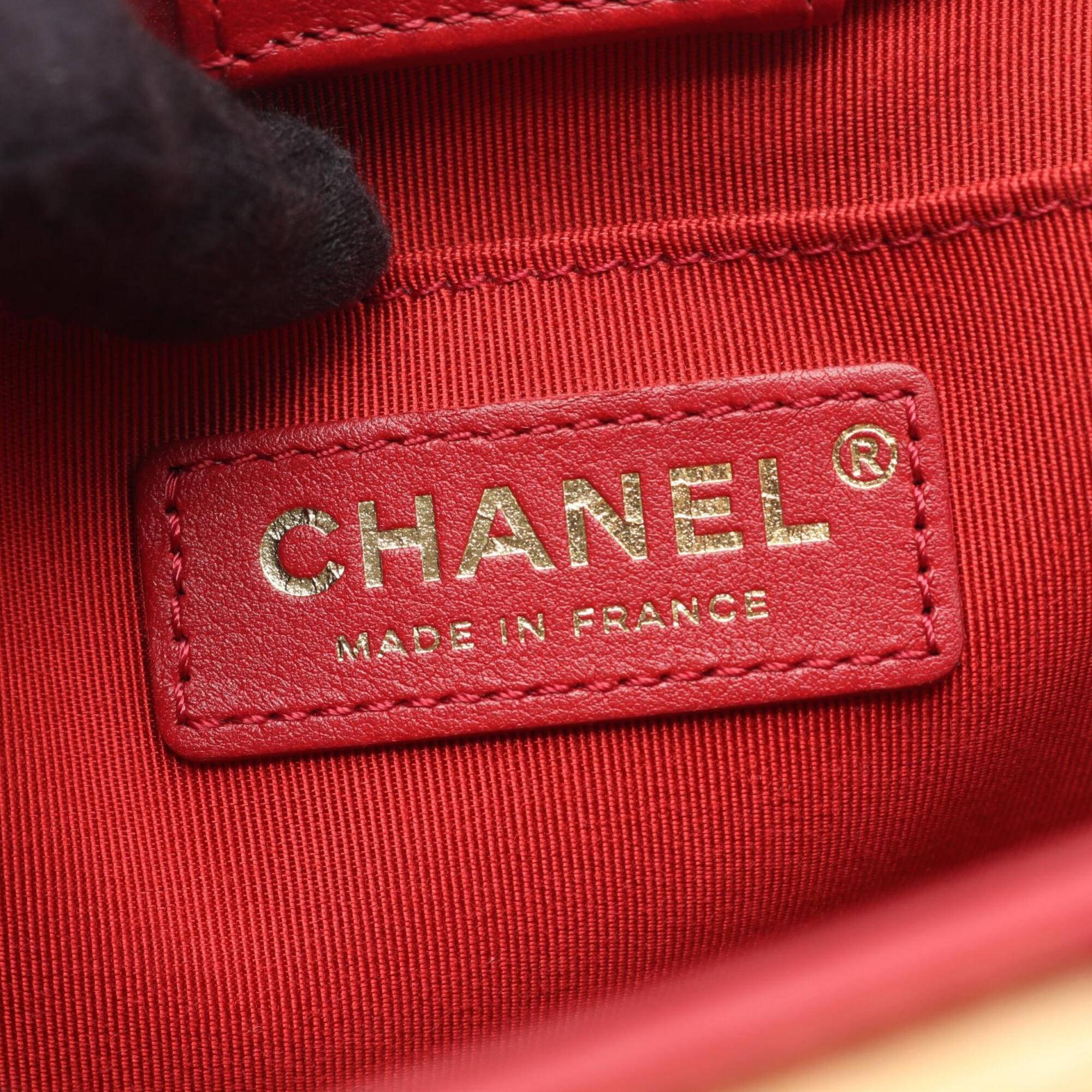 Chanel Red Color Leather Handbag Shoulder Bag (Pre-Owned)