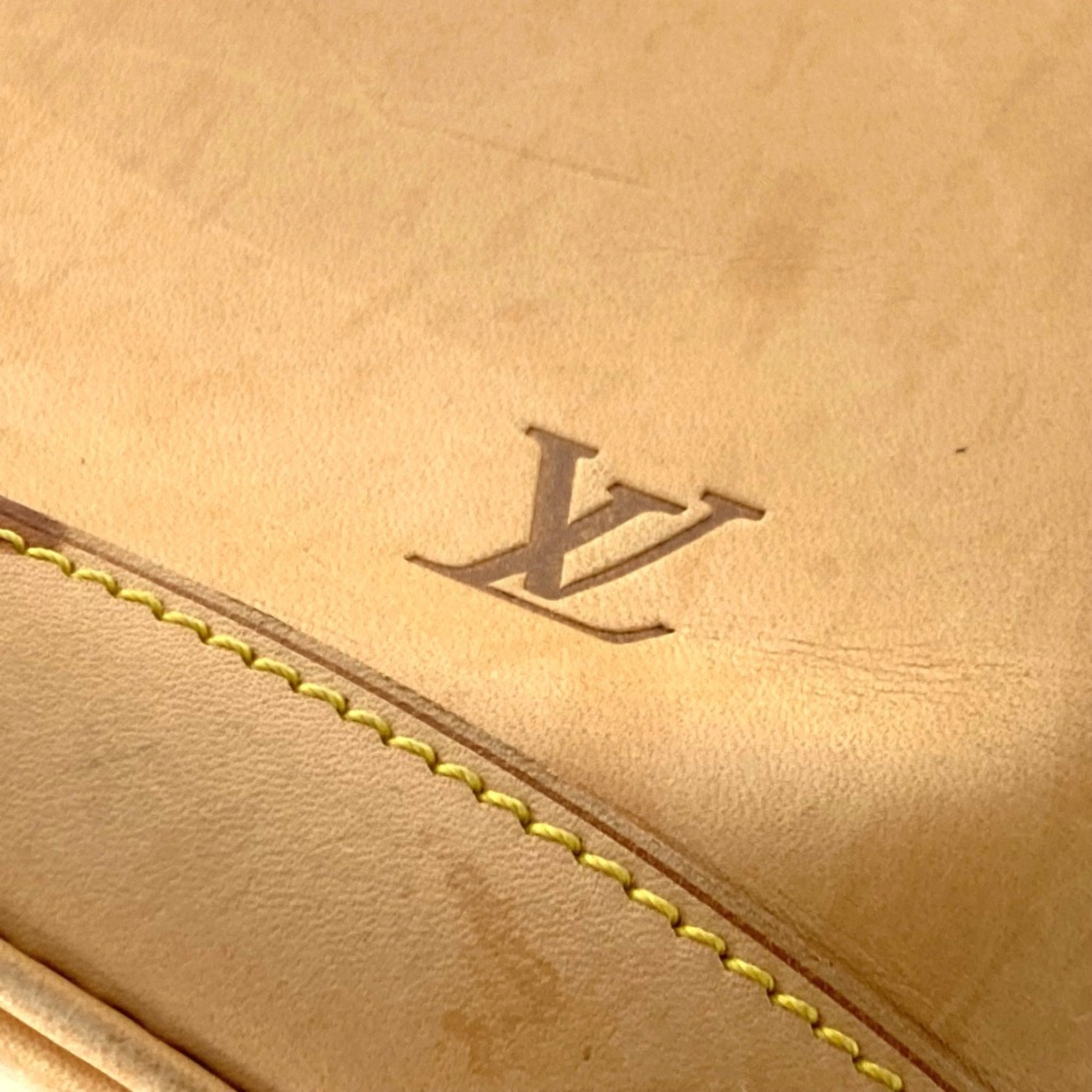 Louis Vuitton Beige Nomade Leather Shoulder Bag Tote Bag (Pre-Owned)