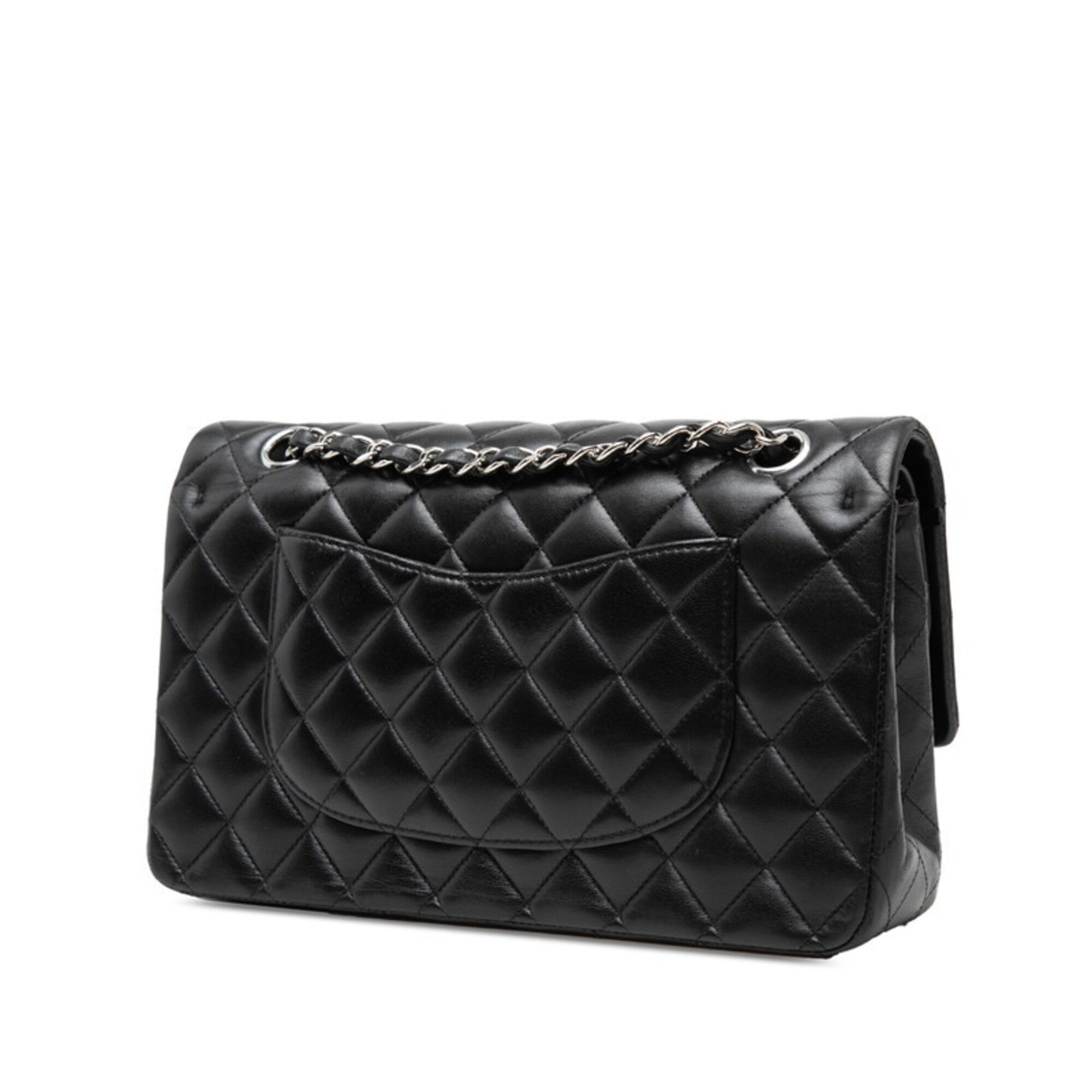 Chanel Black Leather Shoulder Bag (Pre-Owned)