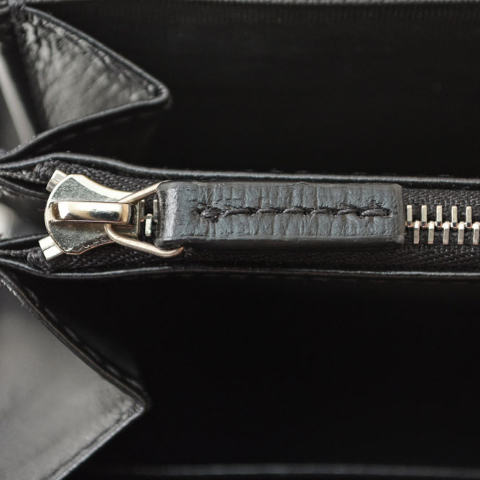 Gucci Black Gray Gg Supreme Coin Purse/Coin Case (Pre-Owned)