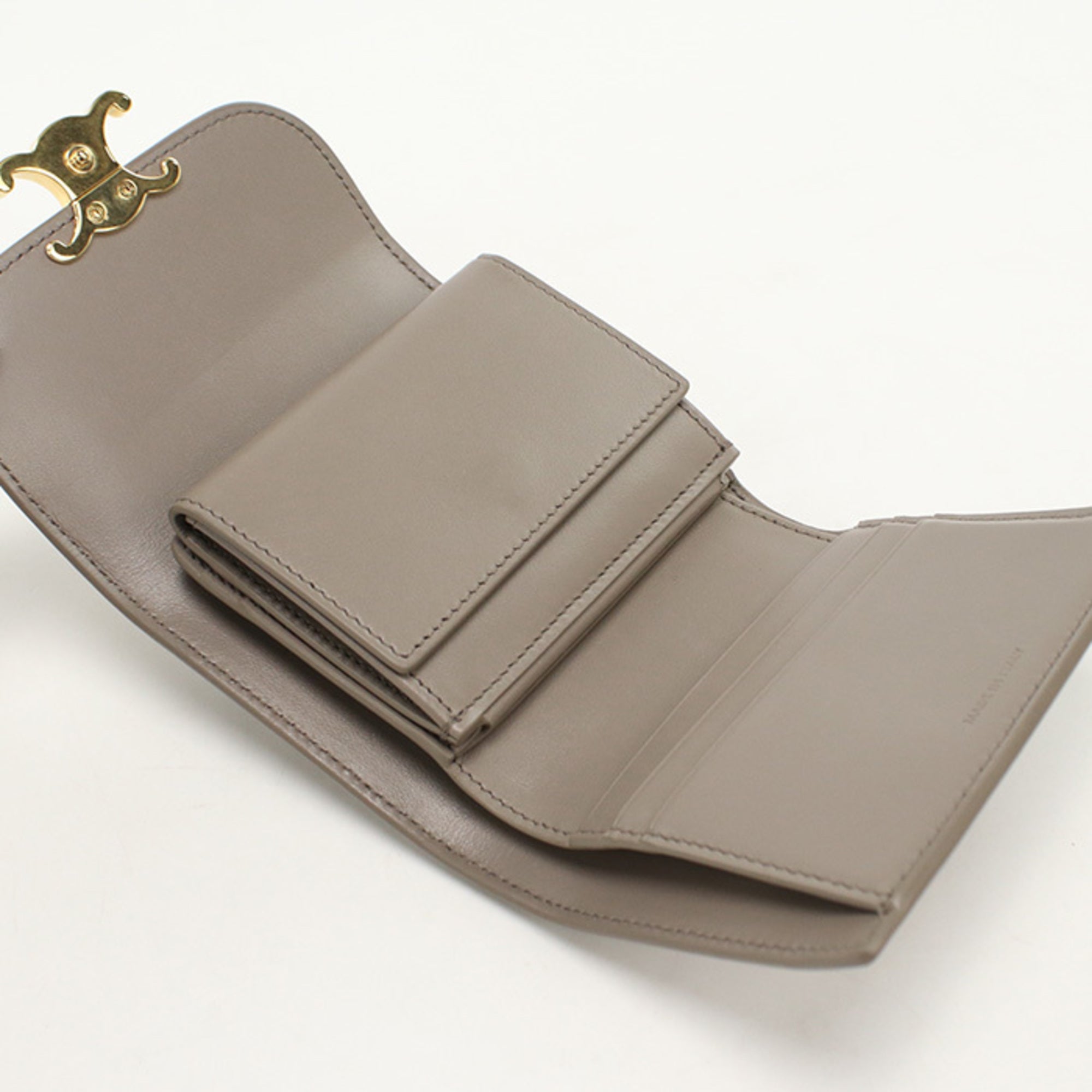 Celine Beige Leather Wallet (Tri-Fold) (Pre-Owned)