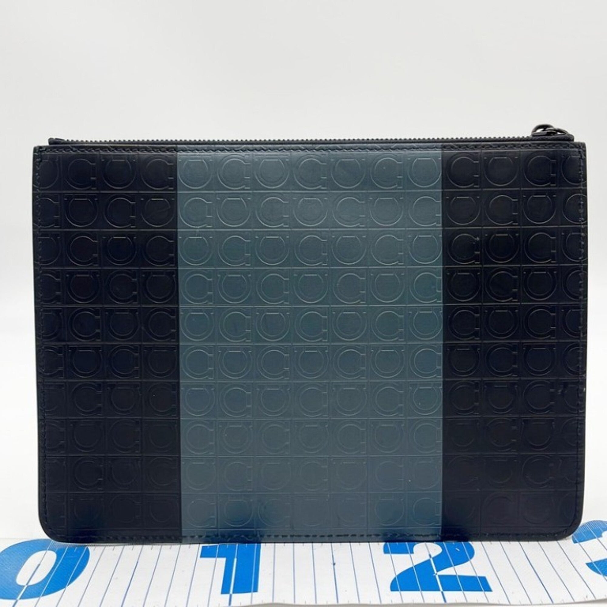 Salvatore Ferragamo Black Gray Leather Clutch Bag (Pre-Owned)