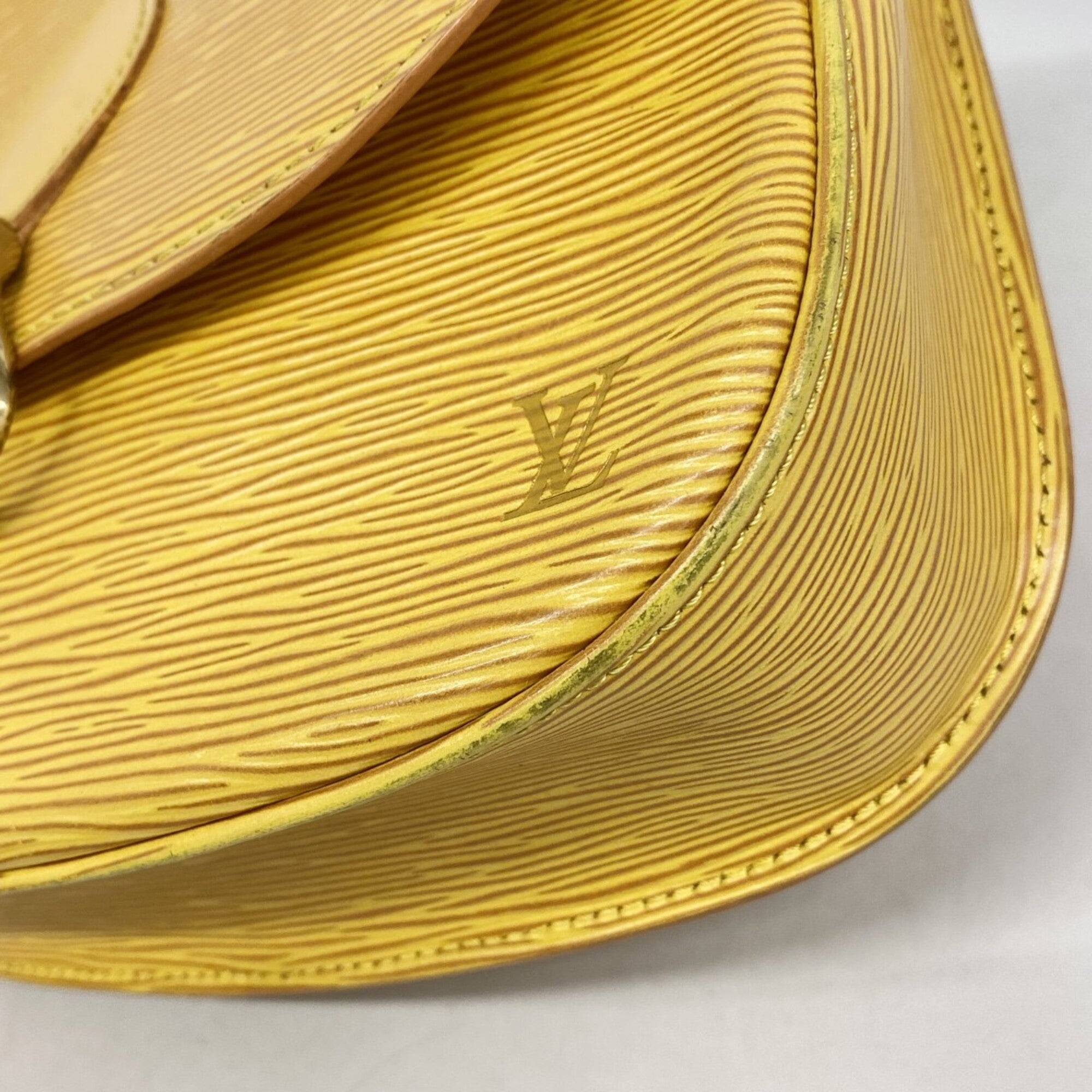 Louis Vuitton Jaune Shoulder Bag (Pre-Owned)