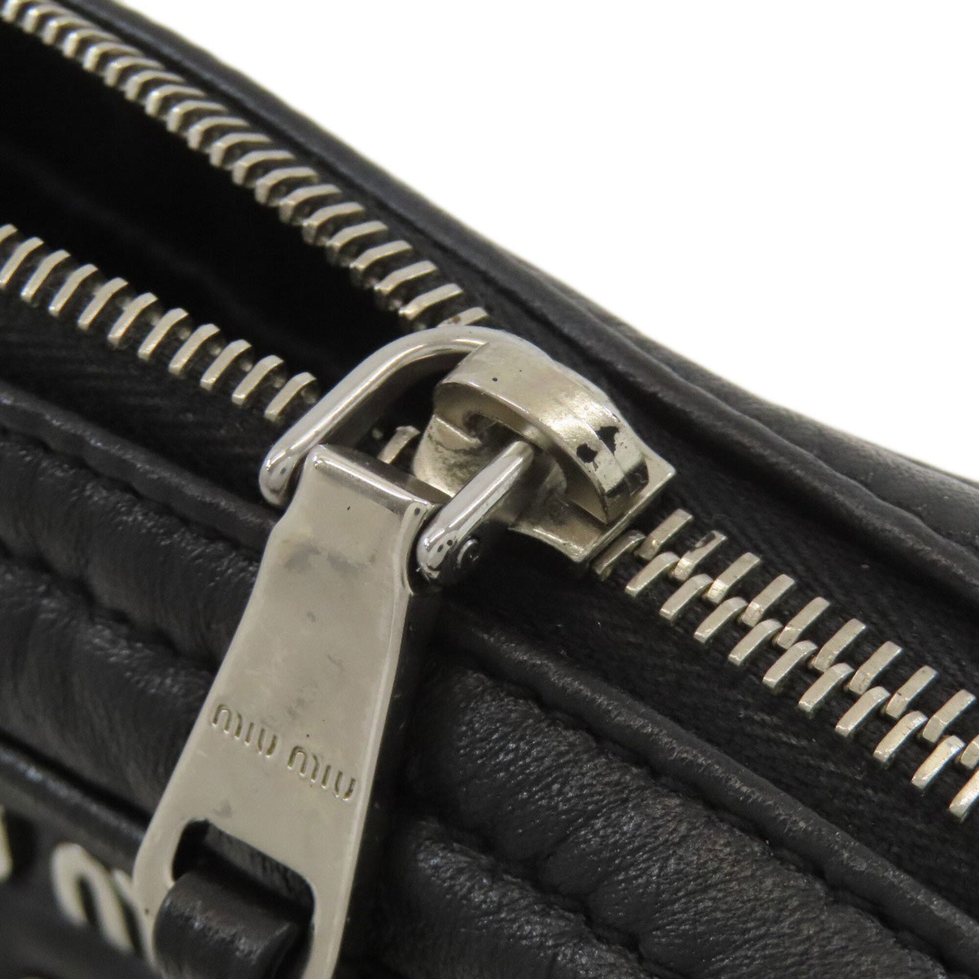 Miu Miu Black Leather Shoulder Bag (Pre-Owned)