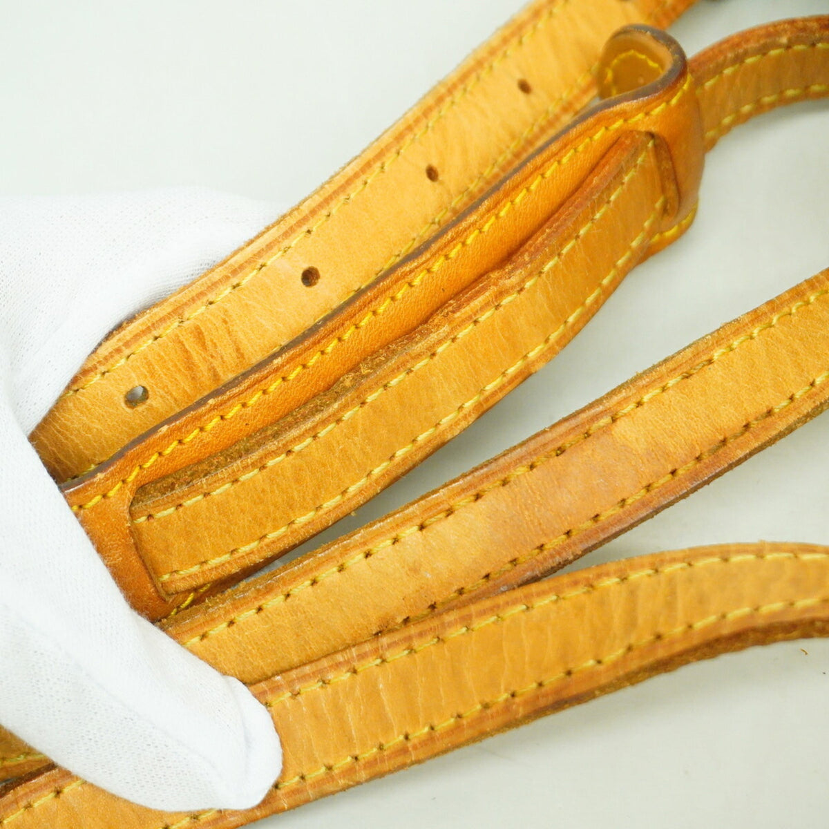 Louis Vuitton Brown Shoulder Bag (Pre-Owned)
