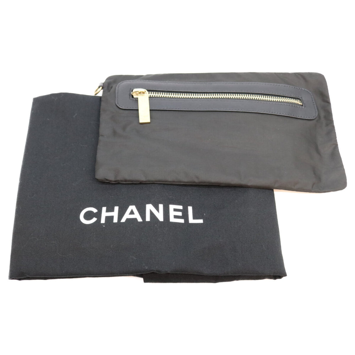 Chanel Khaki Leather Shoulder Bag (Pre-Owned)