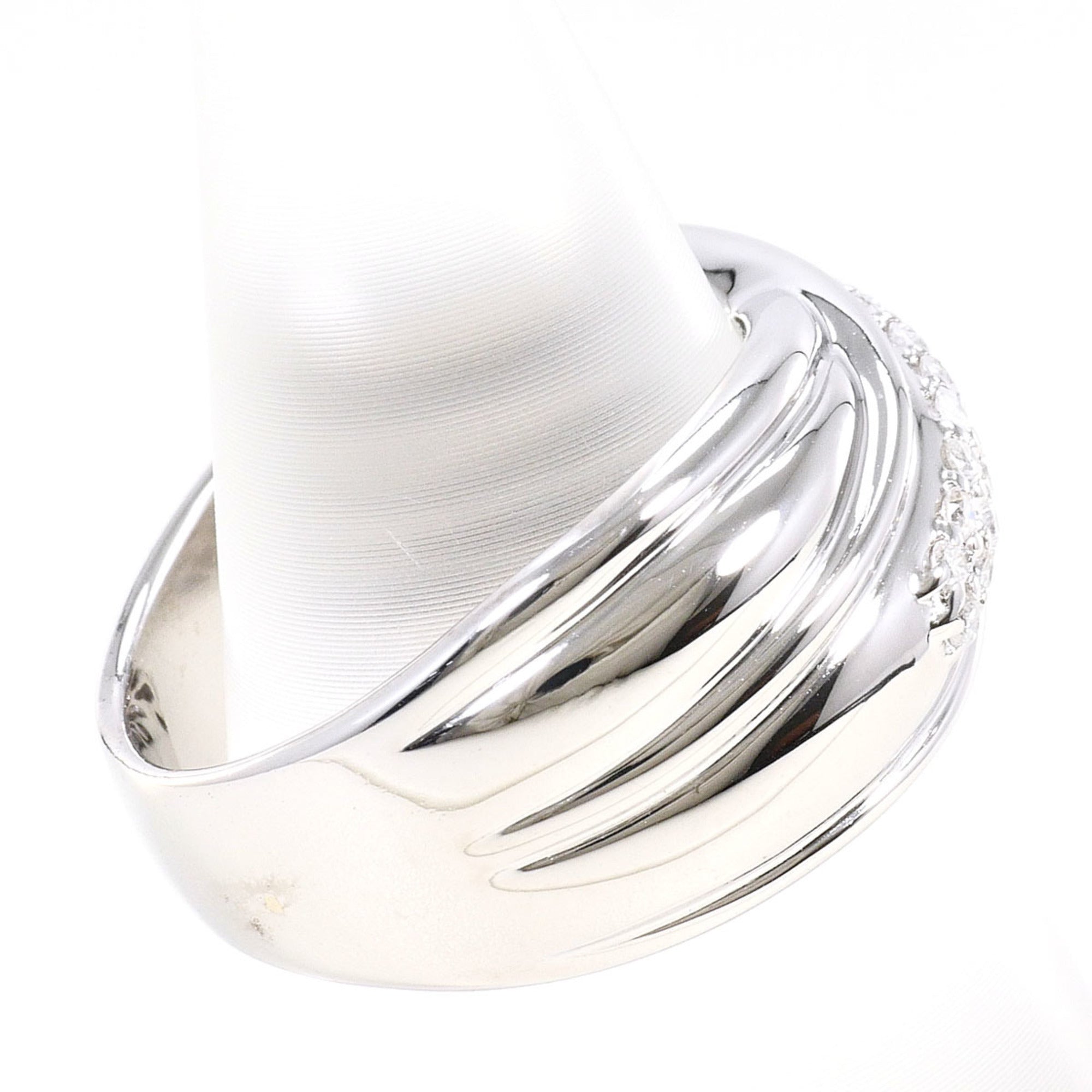 Unbranded White White Gold (14K) Band Ring (Pre-Owned)