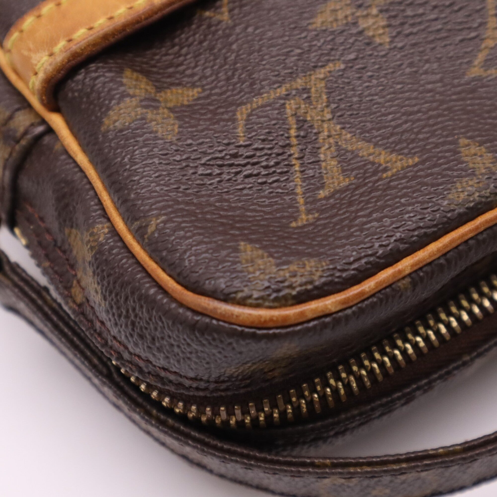 Louis Vuitton Beige Brown Coated Canvas Leather Shoulder Bag (Pre-Owned)