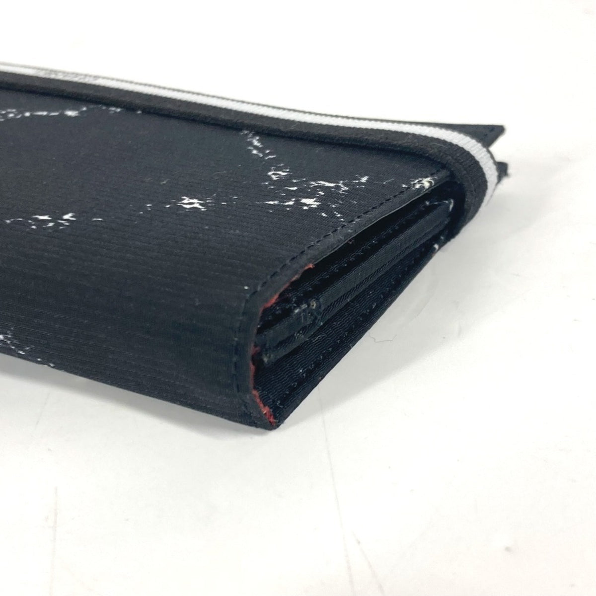 Chanel Black Nylon Long Wallet (Bi-Fold) (Pre-Owned)