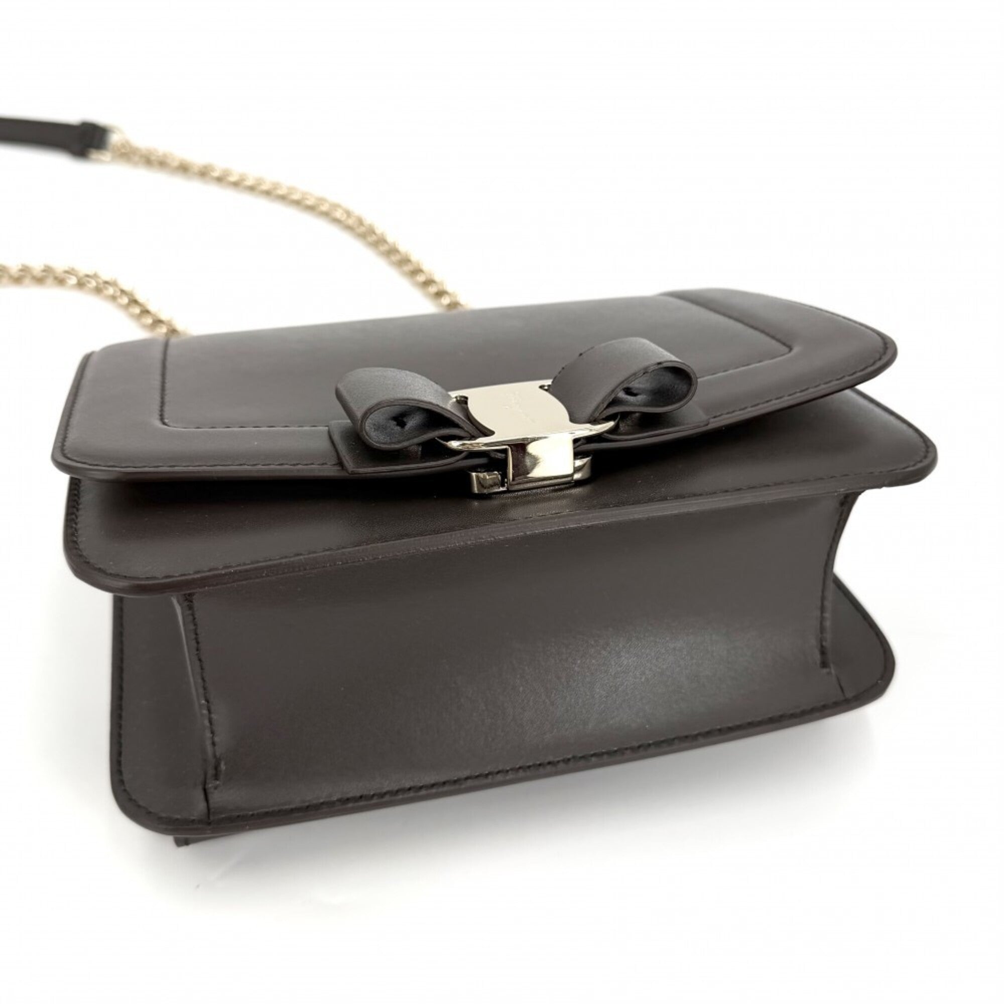 Salvatore Ferragamo Brown Leather Shoulder Bag (Pre-Owned)