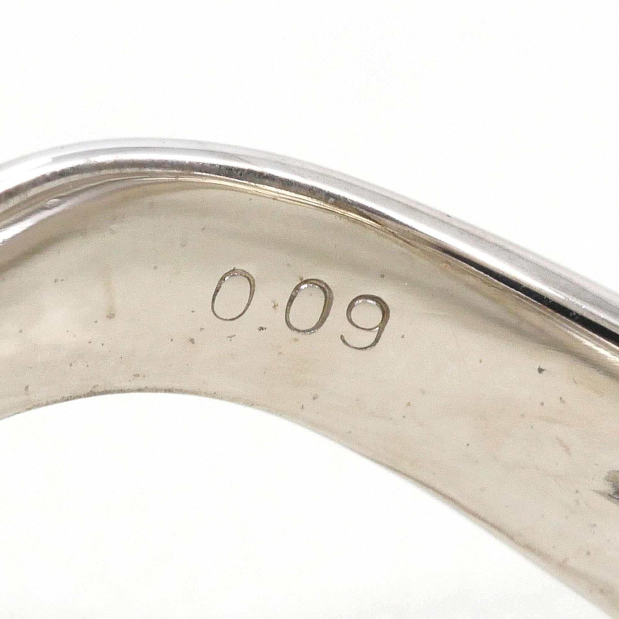 Unbranded White Gold White Gold (18K) Band Ring (Pre-Owned)