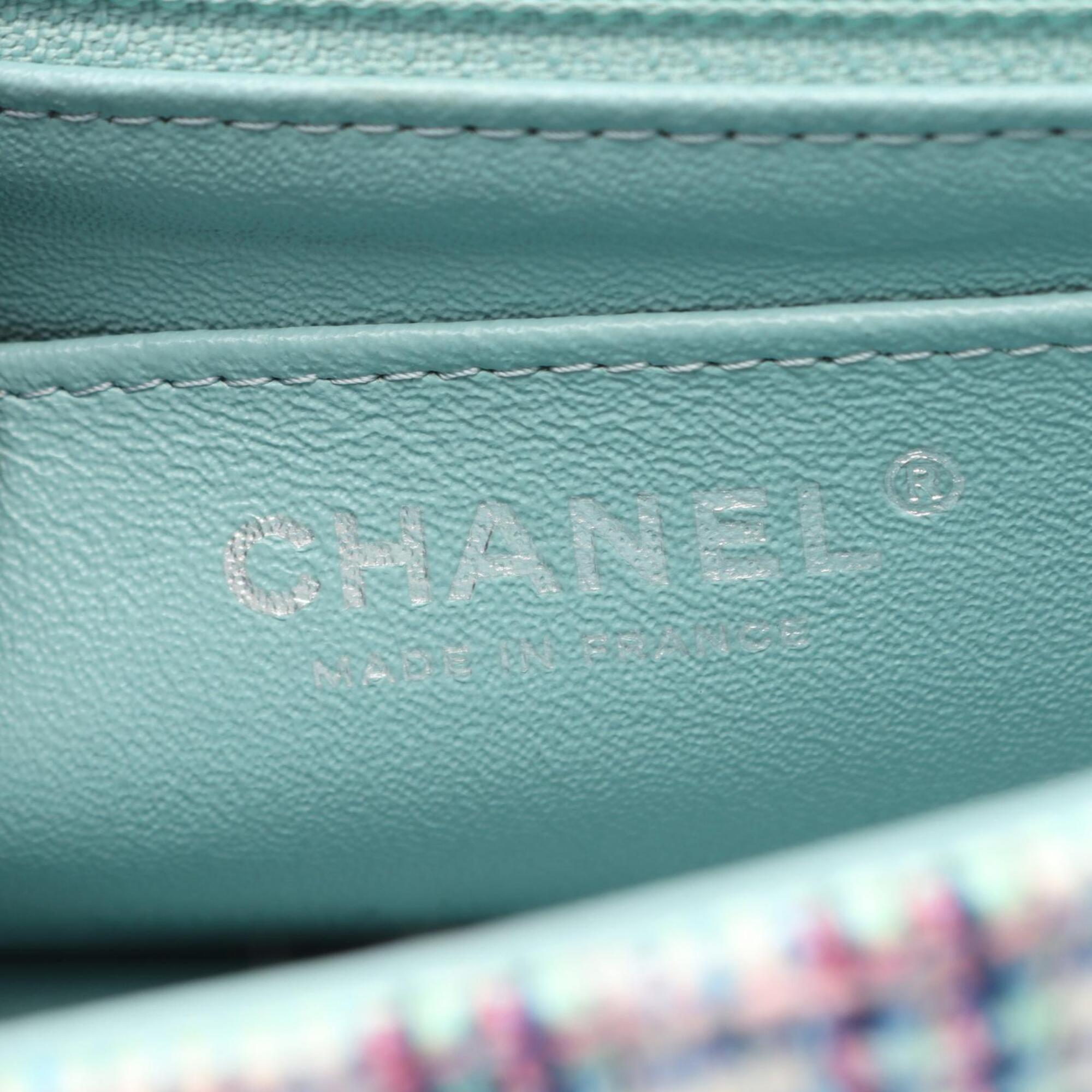 Chanel Green Multi-Color Fabric Handbag Shoulder Bag (Pre-Owned)