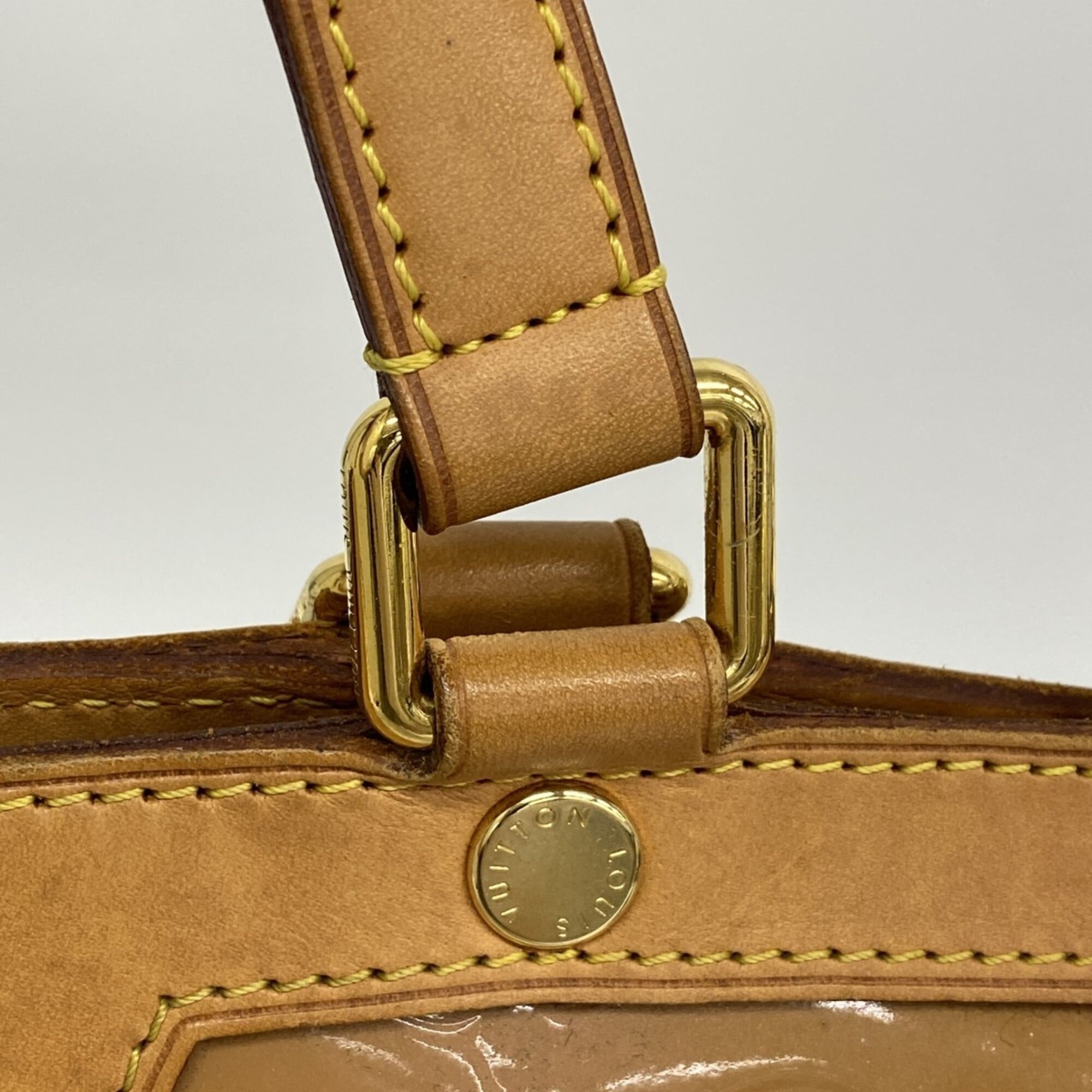 Louis Vuitton Rose Velours Handbag (Pre-Owned)
