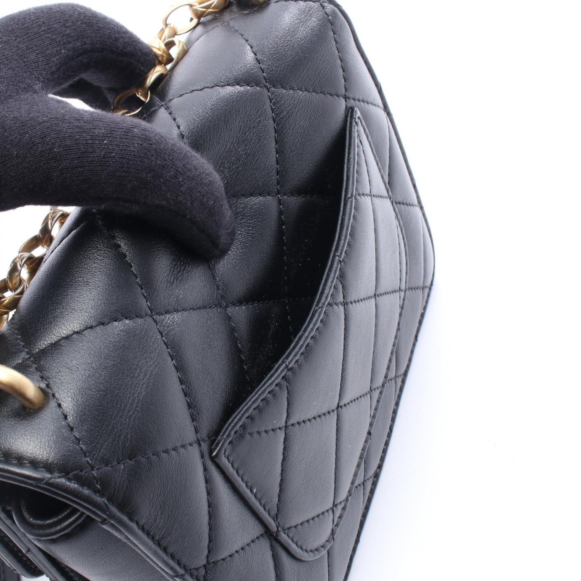 Chanel Black Leather Handbag Shoulder Bag (Pre-Owned)