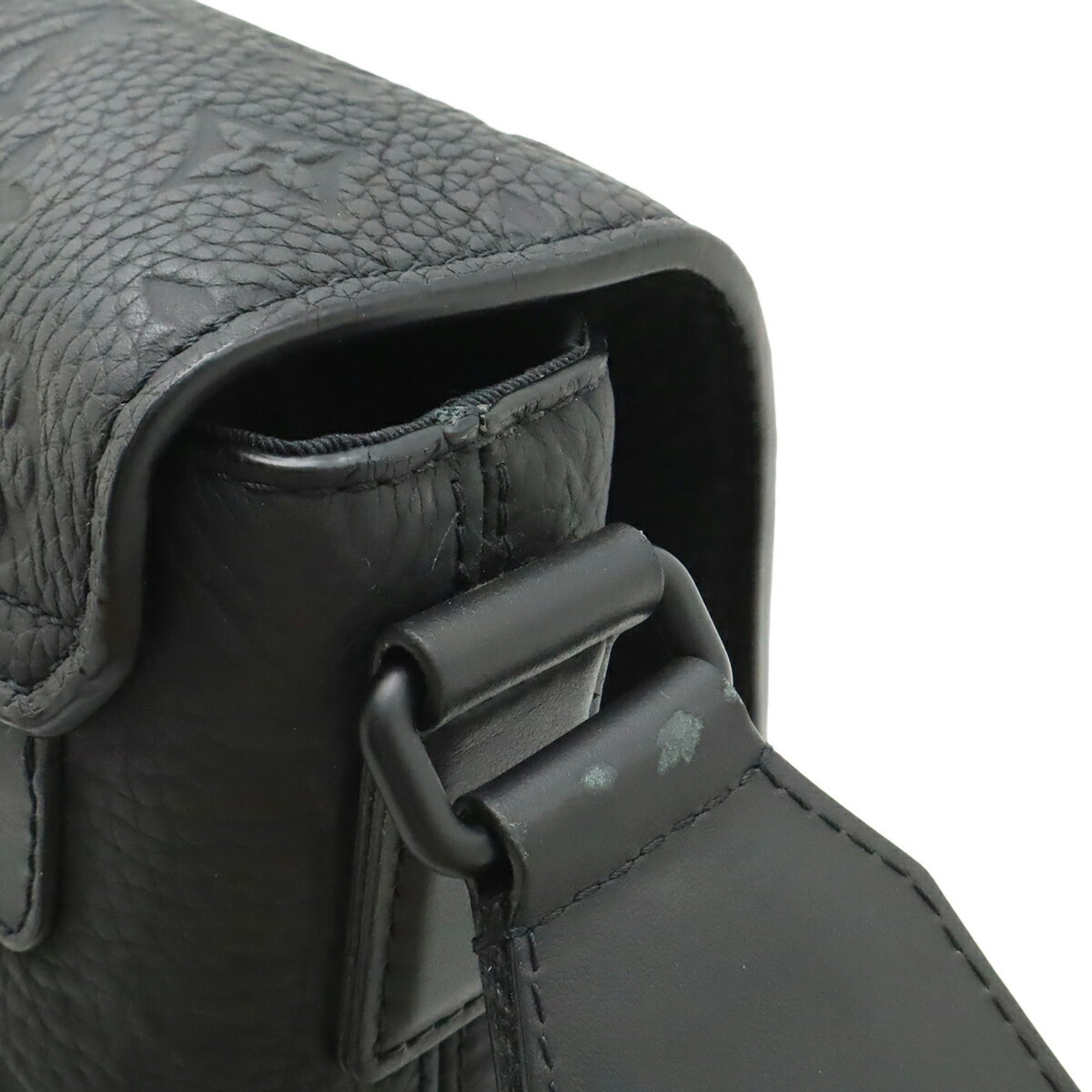 Louis Vuitton Taurillon Black Noir Leather Shoulder Bag (Pre-Owned)