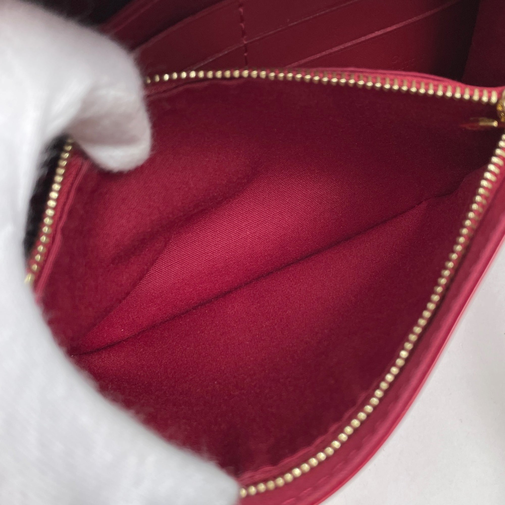 Louis Vuitton Pomme D'amour Monogram Vernis Shoulder Bag (Pre-Owned)