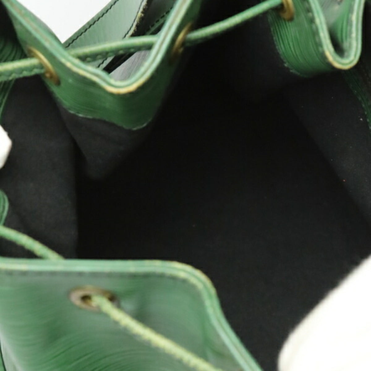 Louis Vuitton Borneo Green Epi Leather Shoulder Bag (Pre-Owned)