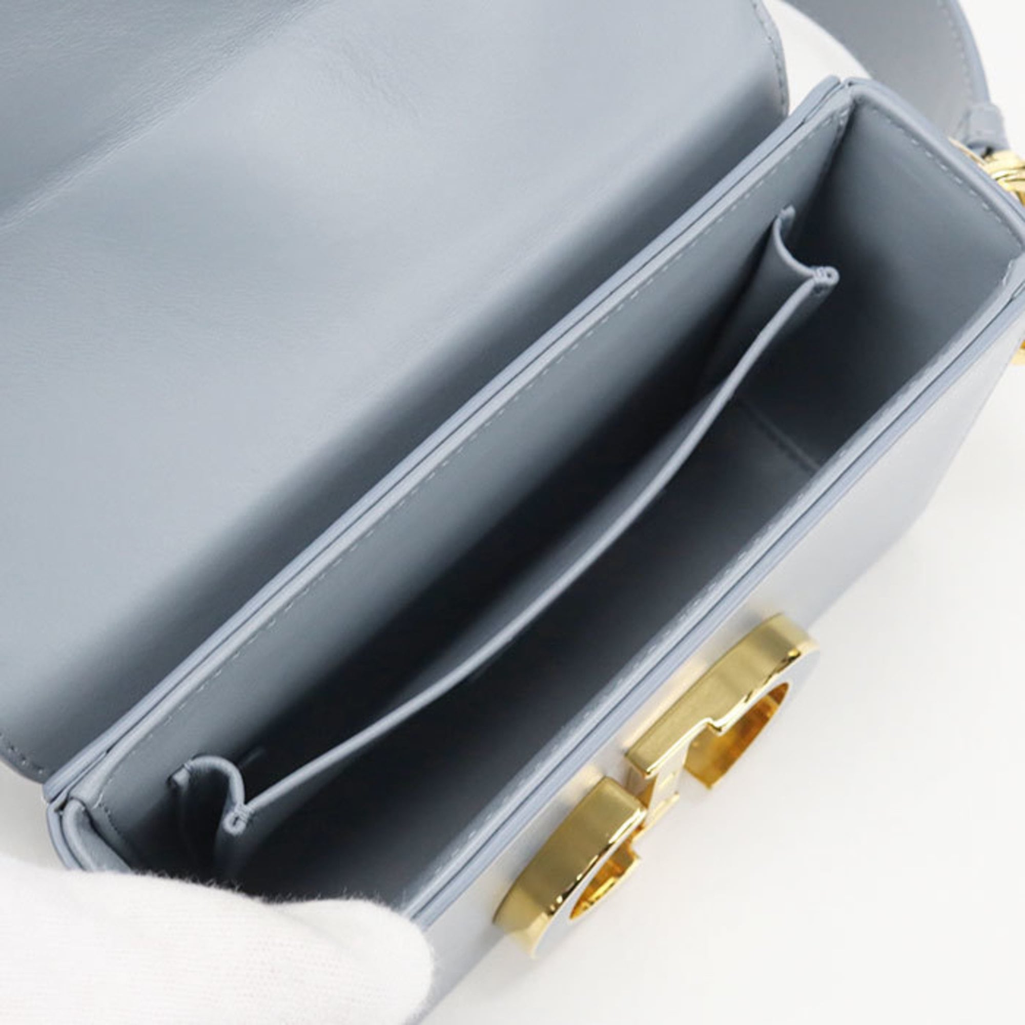 Christian Dior Blue Leather Shoulder Bag (Pre-Owned)