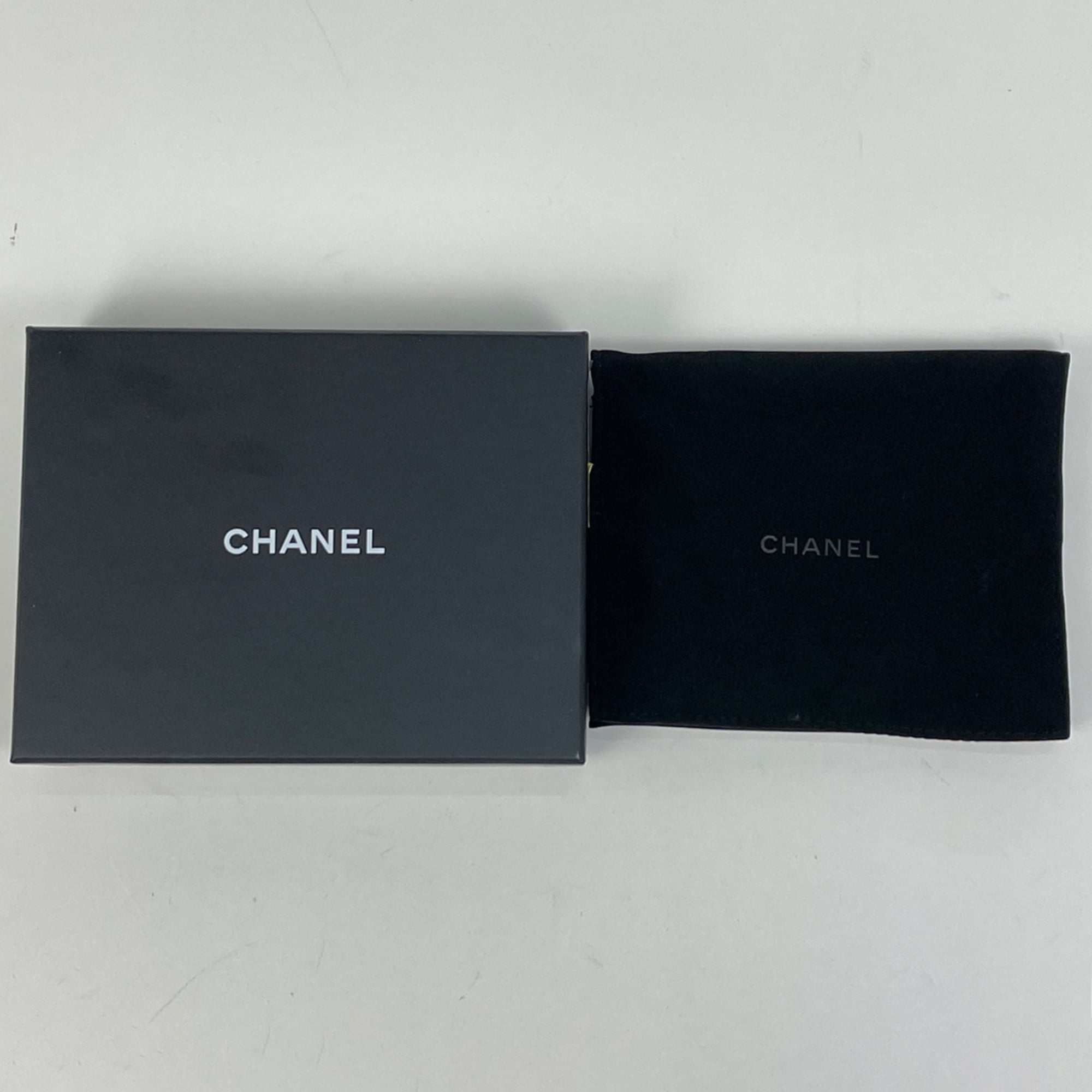 Chanel Pink Leather Wallet (Tri-Fold) (Pre-Owned)