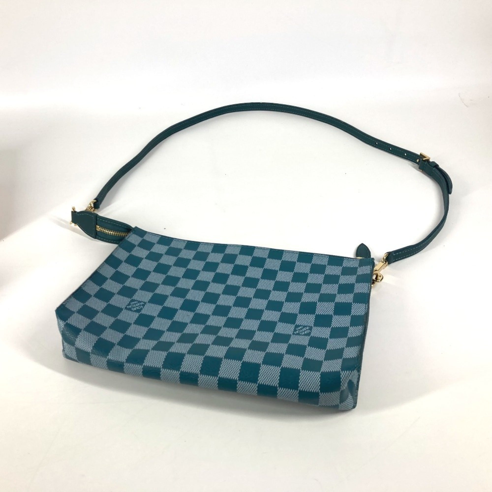Louis Vuitton Cyan Green Pvc Leather Clutch Bag Shoulder Bag (Pre-Owned)