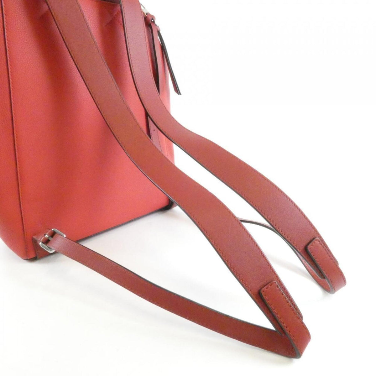Loewe Red Color Leather Backpack (Pre-Owned)
