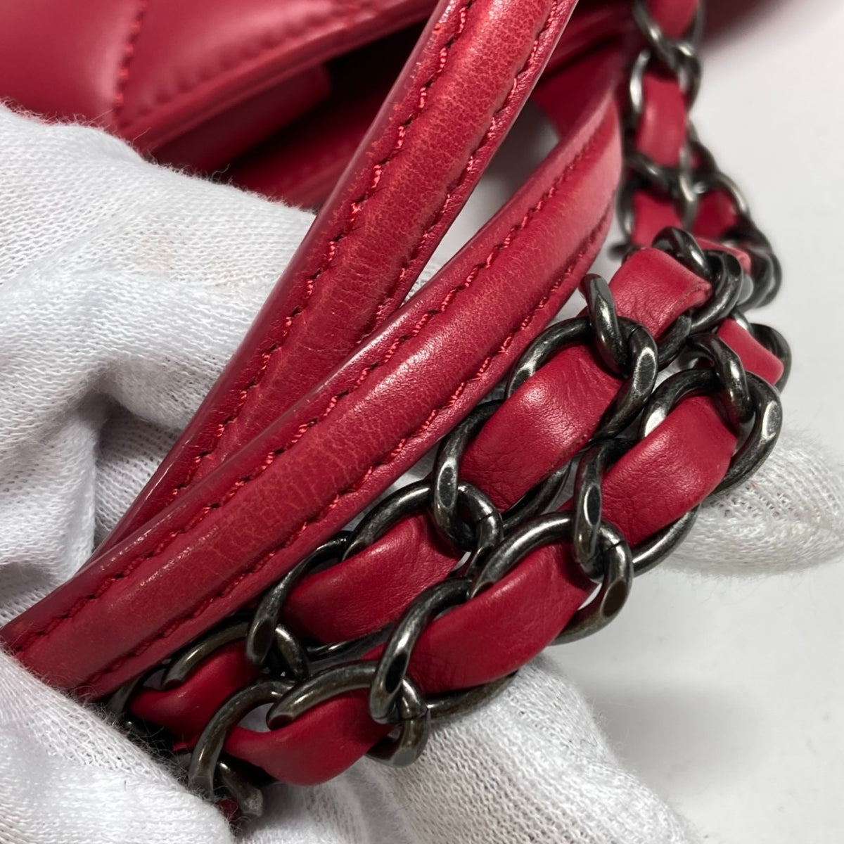 Chanel Pink Leather Tote Bag (Pre-Owned)