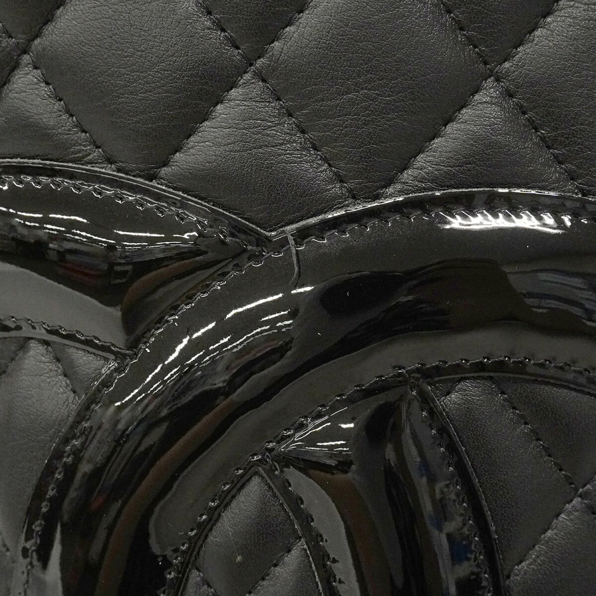 Chanel Black Leather Tote Bag (Pre-Owned)