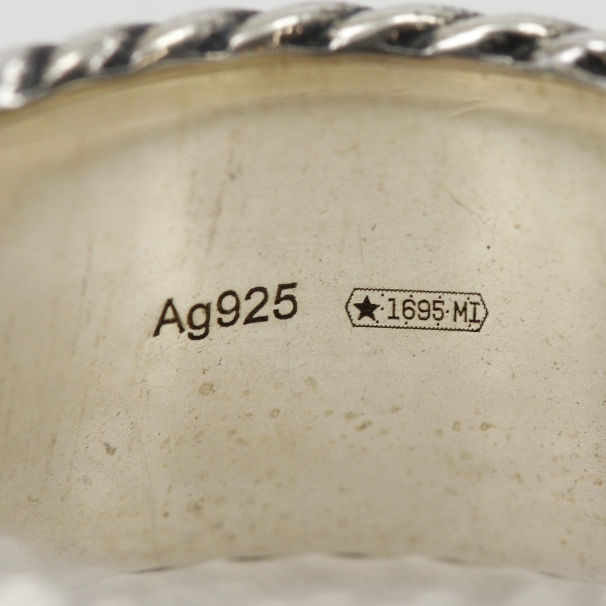 Gucci Silver 925 Band Ring (Pre-Owned)