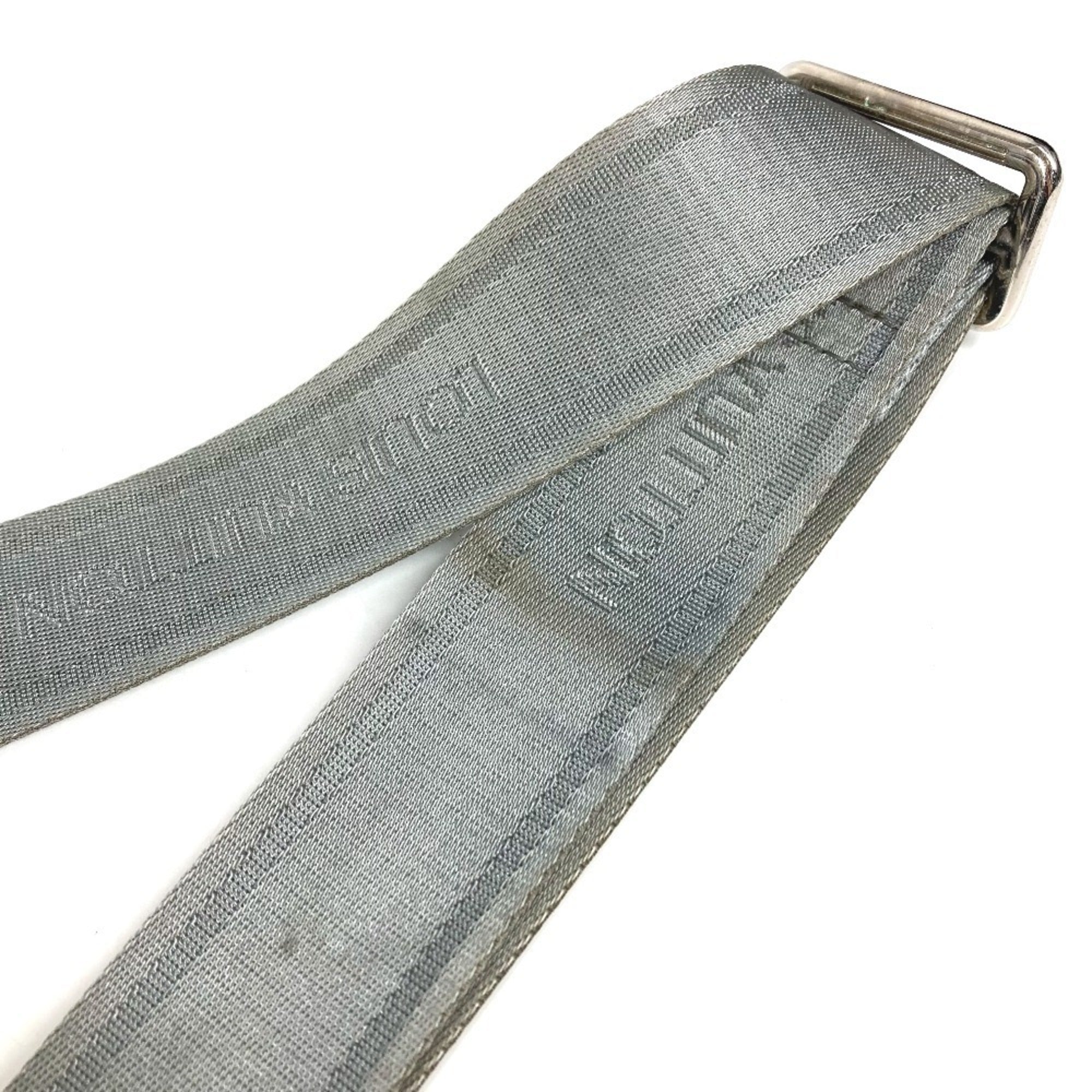 Louis Vuitton Gray Taiga Leather Messenger Bag Shoulder Bag (Pre-Owned)