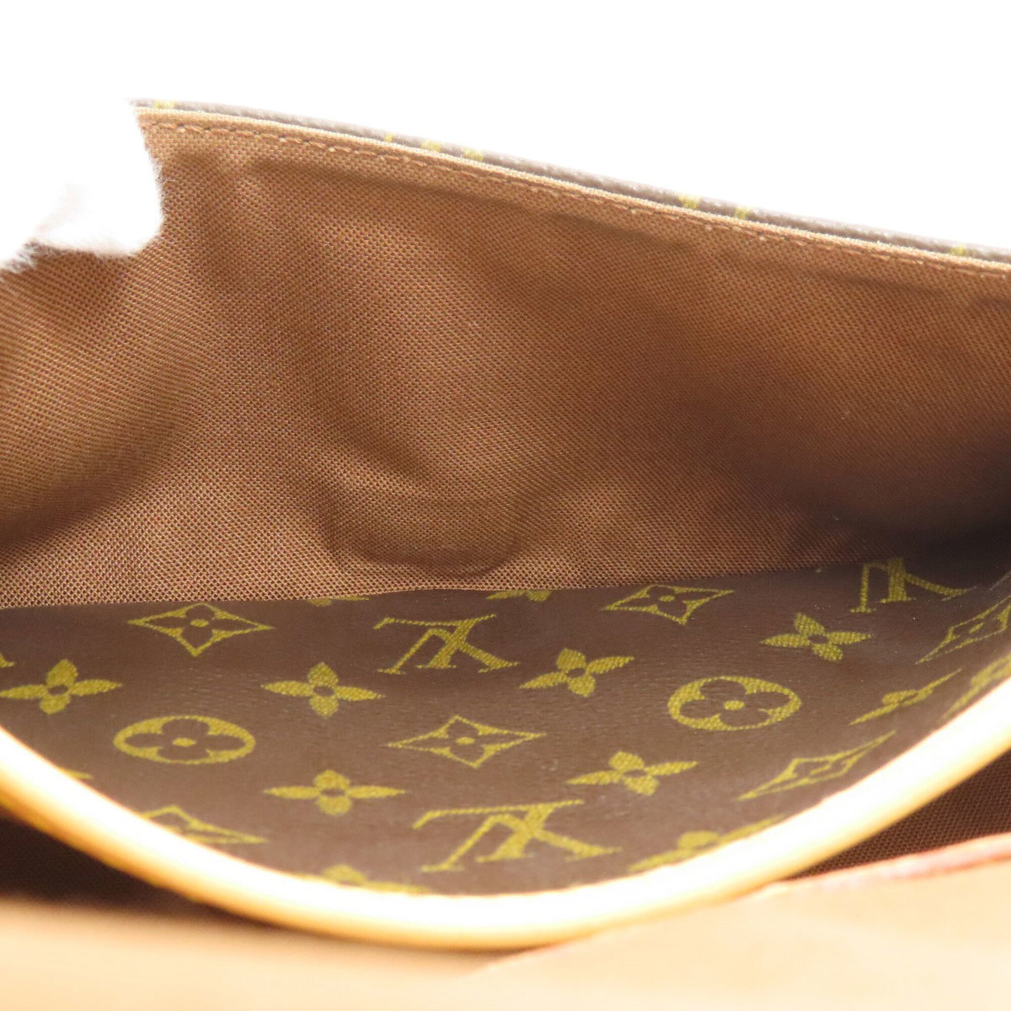 Louis Vuitton Monogram Monogram Canvas Shoulder Bag (Pre-Owned)