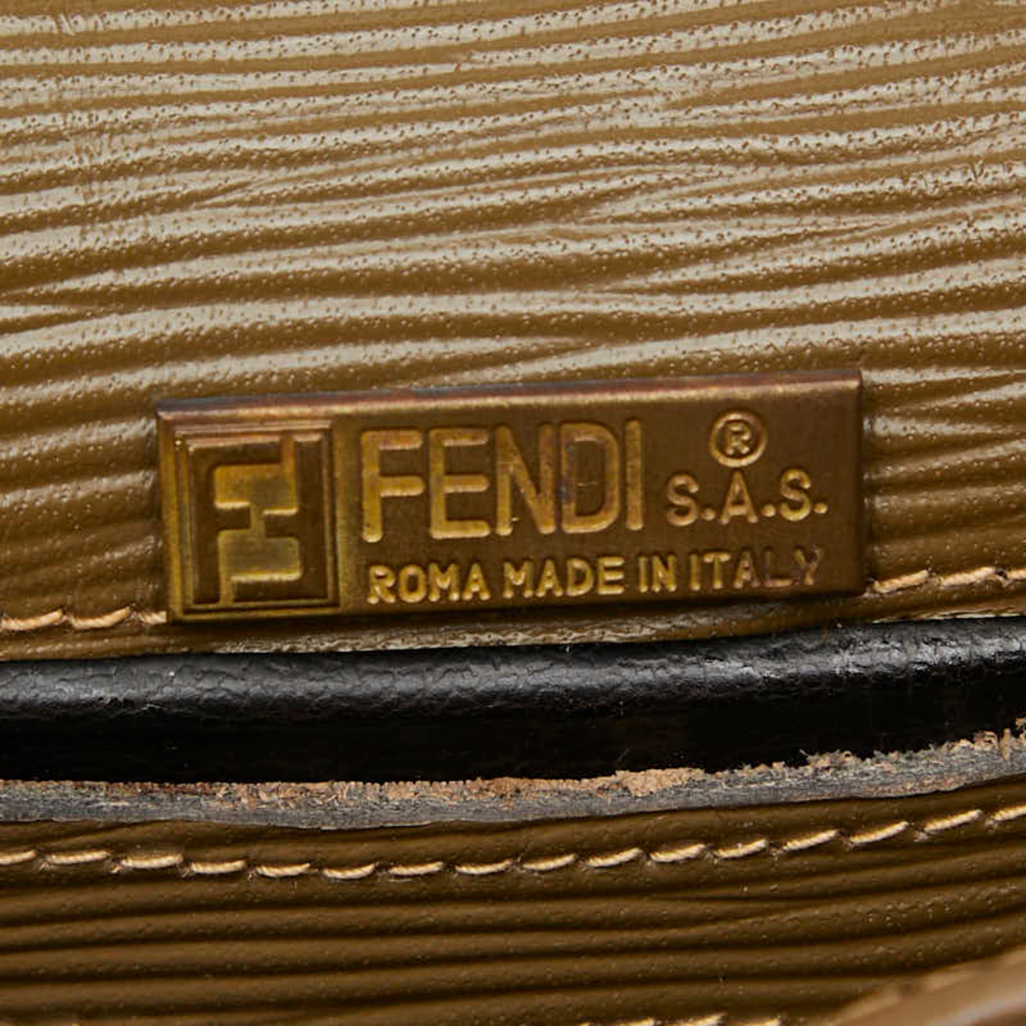 Fendi Brown Pvc Leather Shoulder Bag (Pre-Owned)
