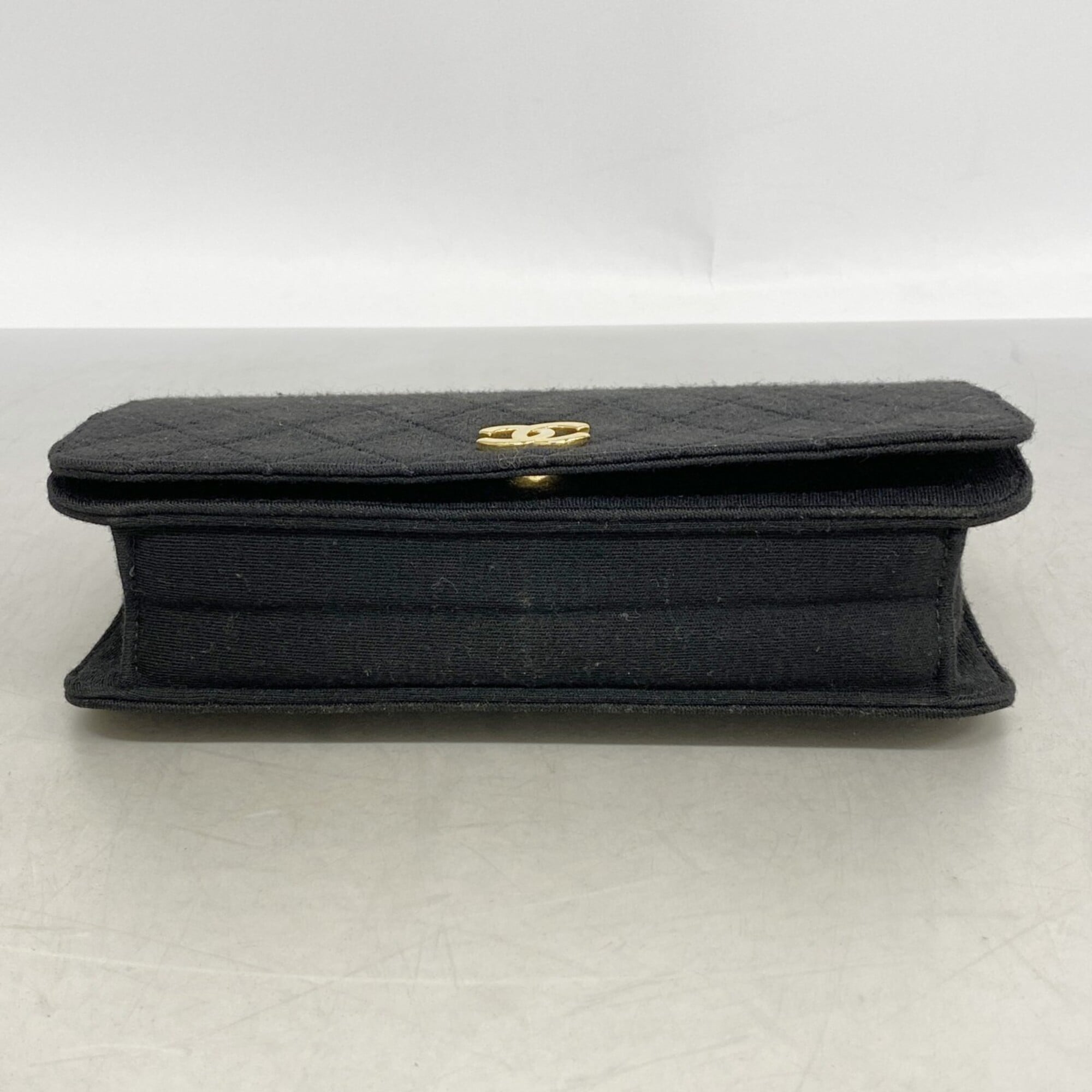 Chanel Black Shoulder Bag (Pre-Owned)