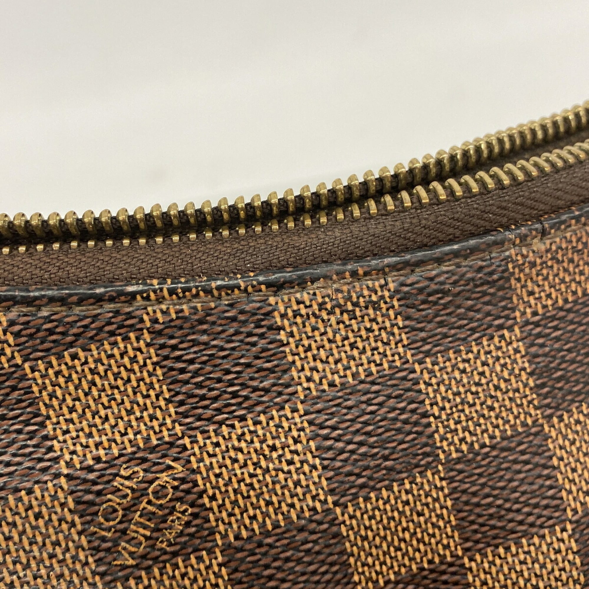 Louis Vuitton Ebene Shoulder Bag (Pre-Owned)
