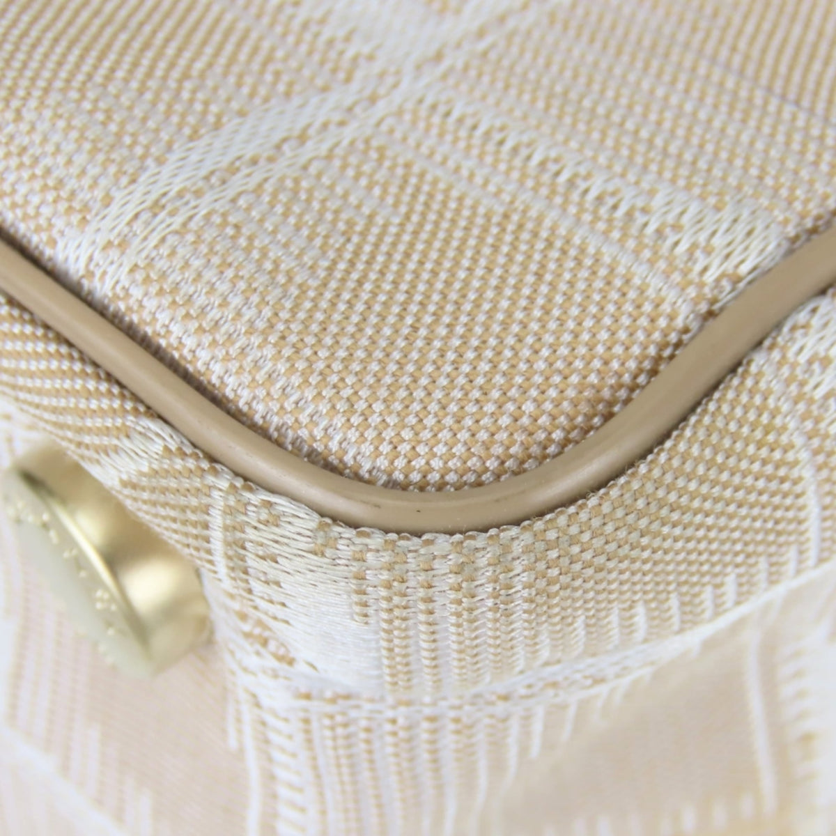 Chanel New Travel Line Beige New Travel Line Tote Bag (Pre-Owned)