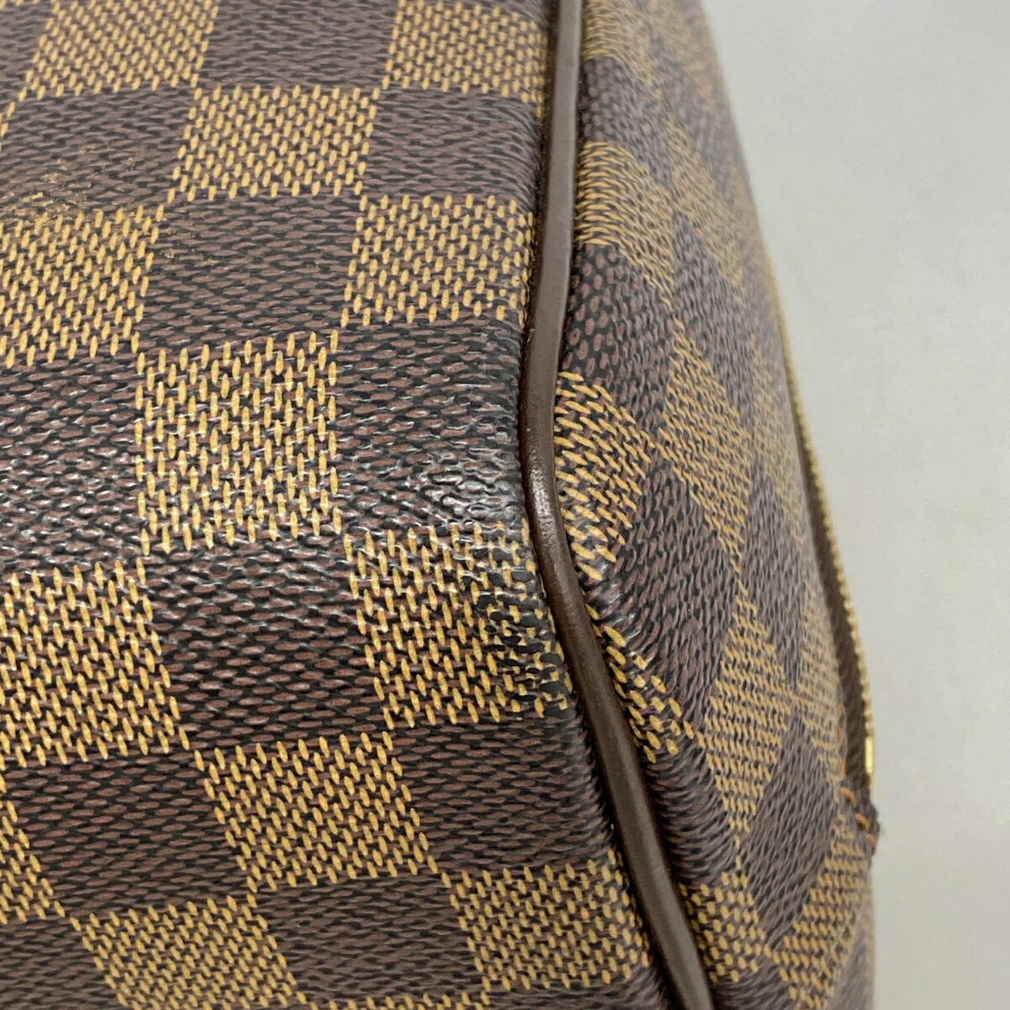 Louis Vuitton Ebene Handbag (Pre-Owned)