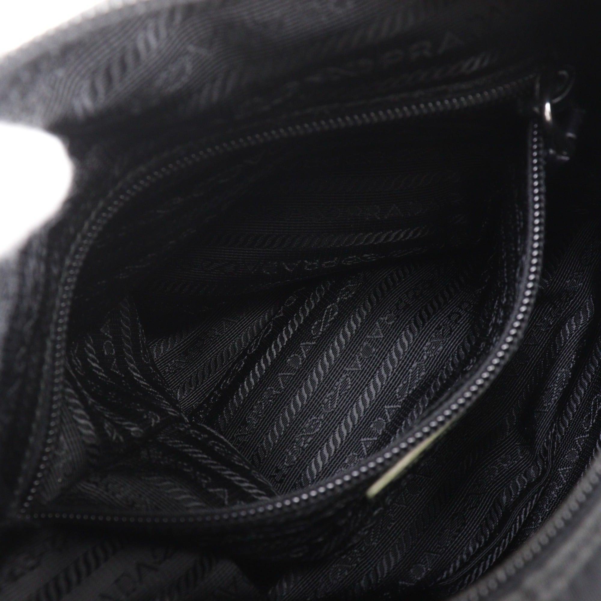 Prada Black Nylon Shoulder Bag (Pre-Owned)