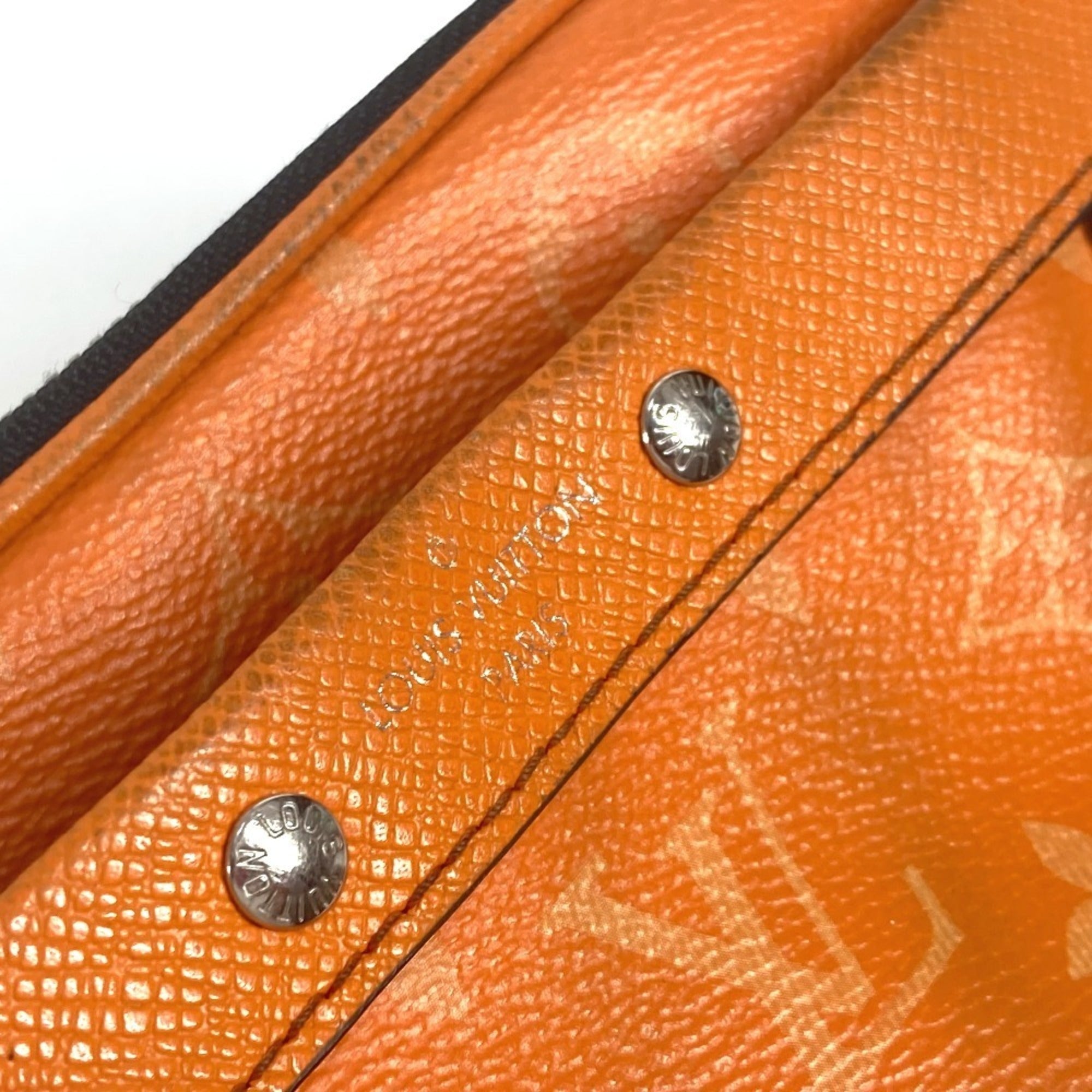 Louis Vuitton Orange Monogram Taiga Leather Pochette Shoulder Bag (Pre-Owned)