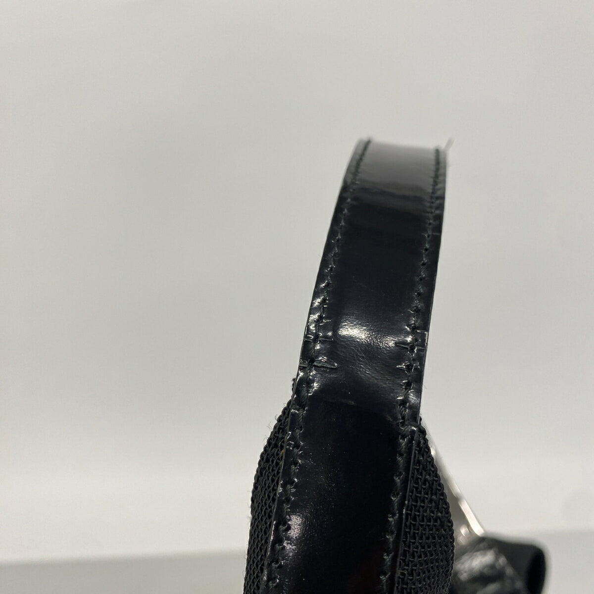 Gucci Black Canvas Shoulder Bag (Pre-Owned)