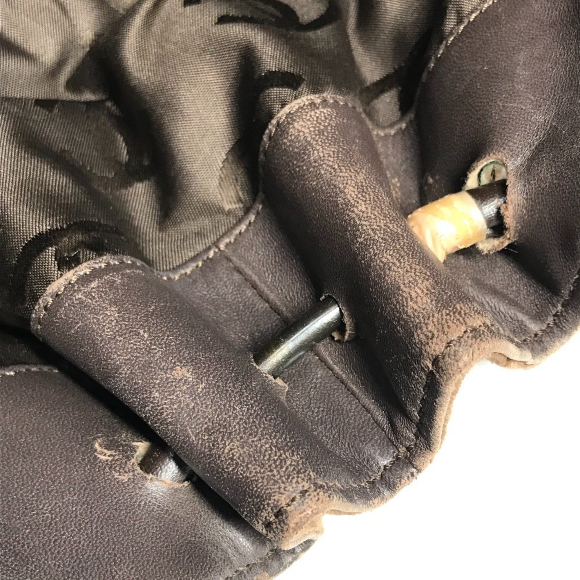 Chanel Brown Handbag (Pre-Owned)
