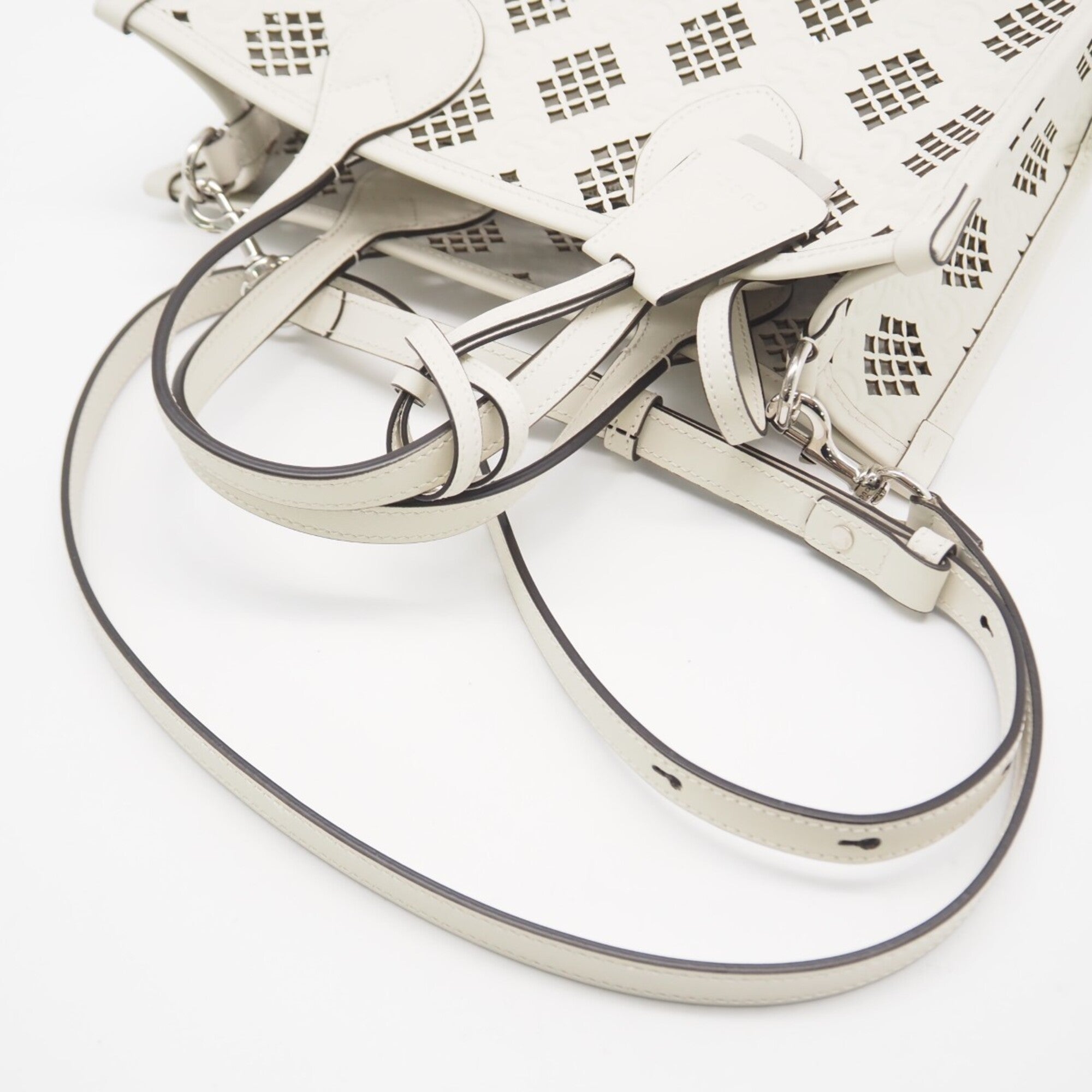 Gucci White Leather Handbag Pouch Tote Bag (Pre-Owned)
