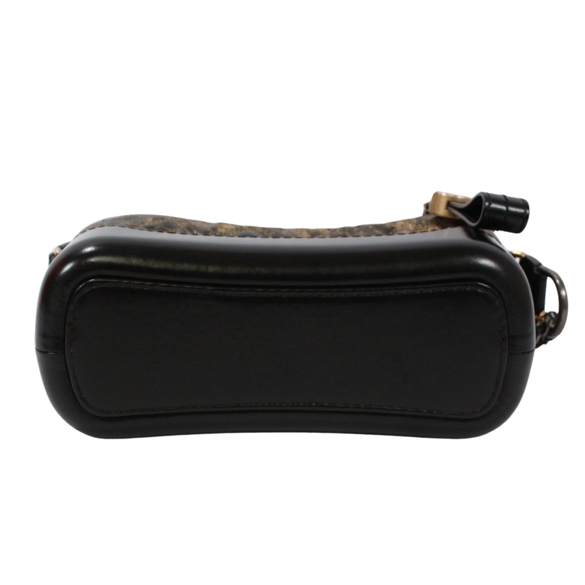 Chanel Black Leather Shoulder Bag (Pre-Owned)