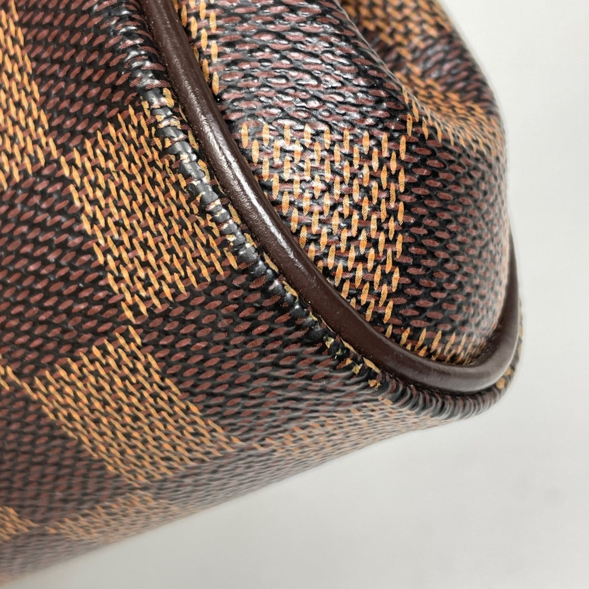 Louis Vuitton Damier Brown Damier Canvas Shoulder Bag (Pre-Owned)
