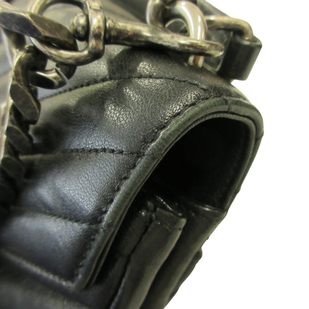 Yves Saint Laurent Black Leather Shoulder Bag (Pre-Owned)