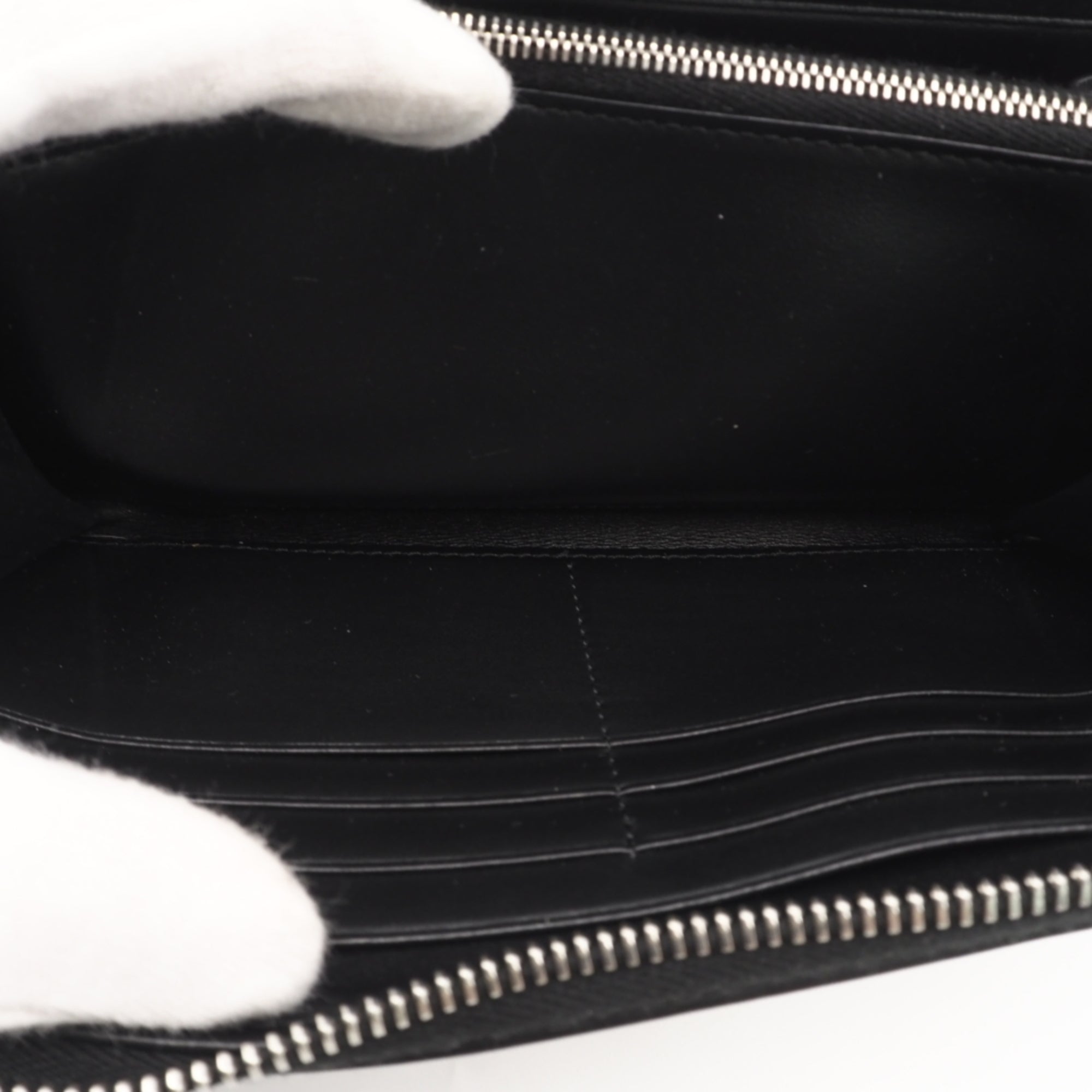 Celine Black Long Wallet (Bi-Fold) (Pre-Owned)