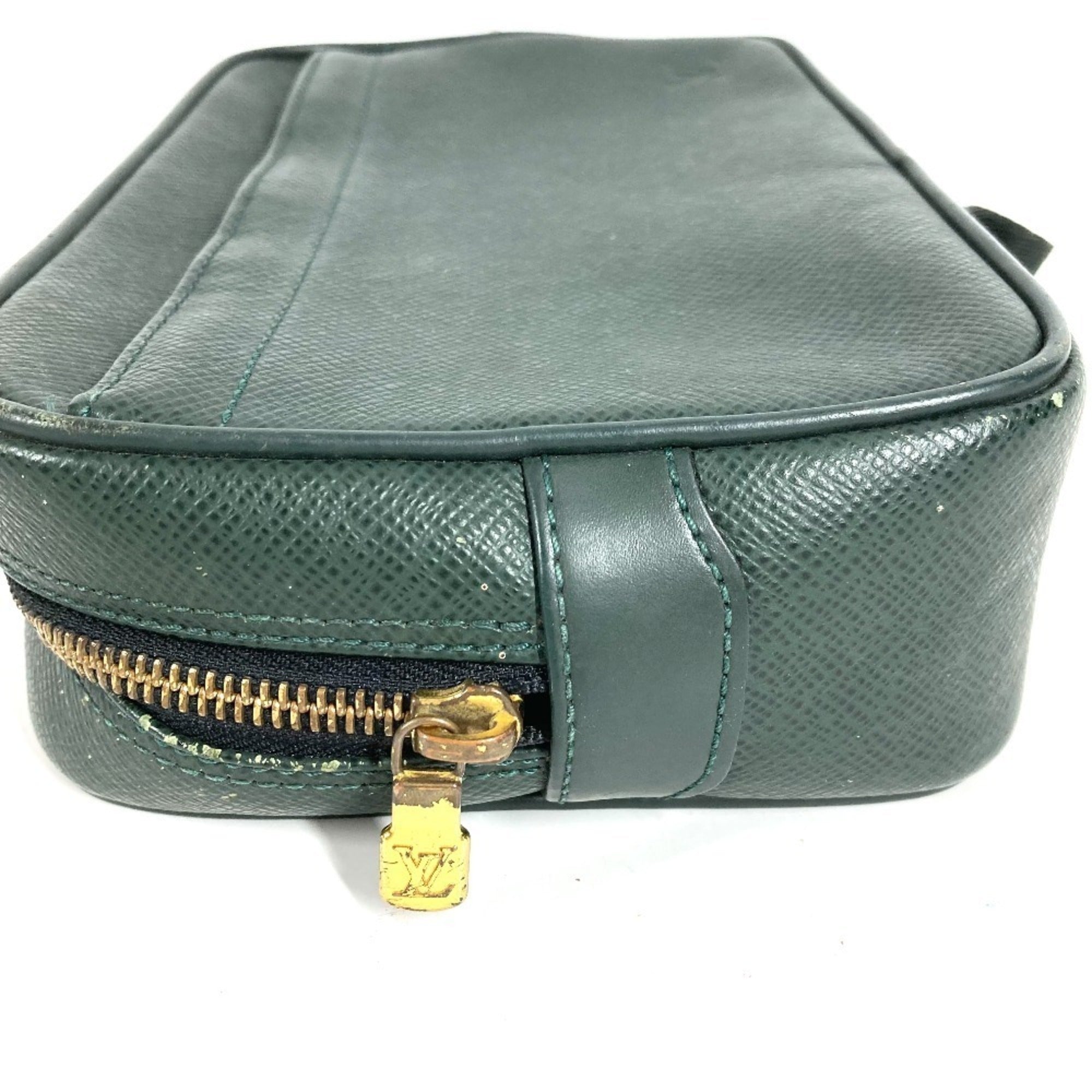 Louis Vuitton Episea Green Taiga Leather Clutch Bag Handbag Pouch (Pre-Owned)